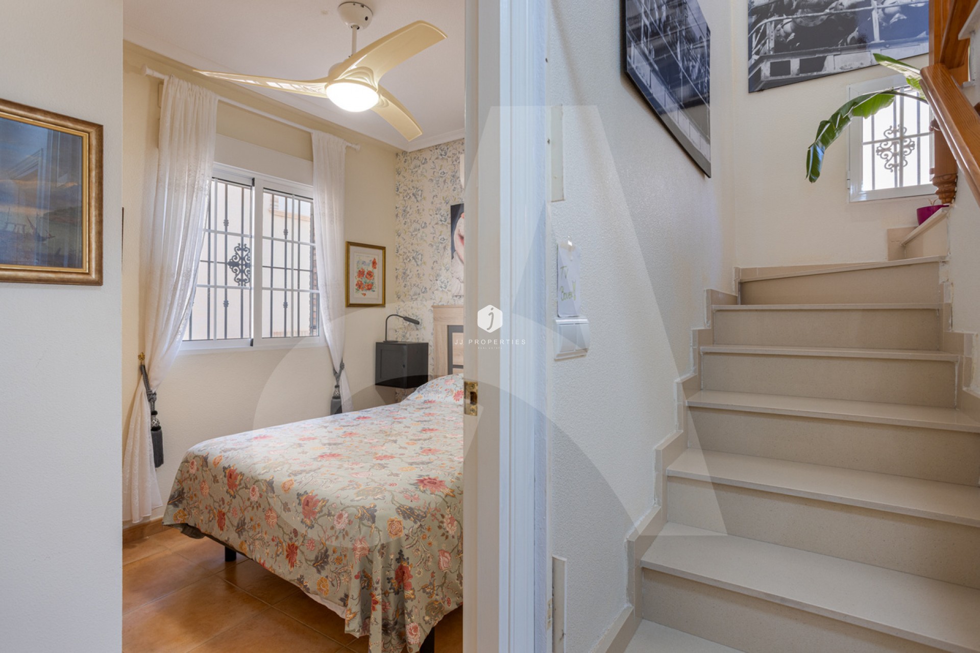 Aus zweiter Hand - Villa -
Guardamar del Segura - El Raso