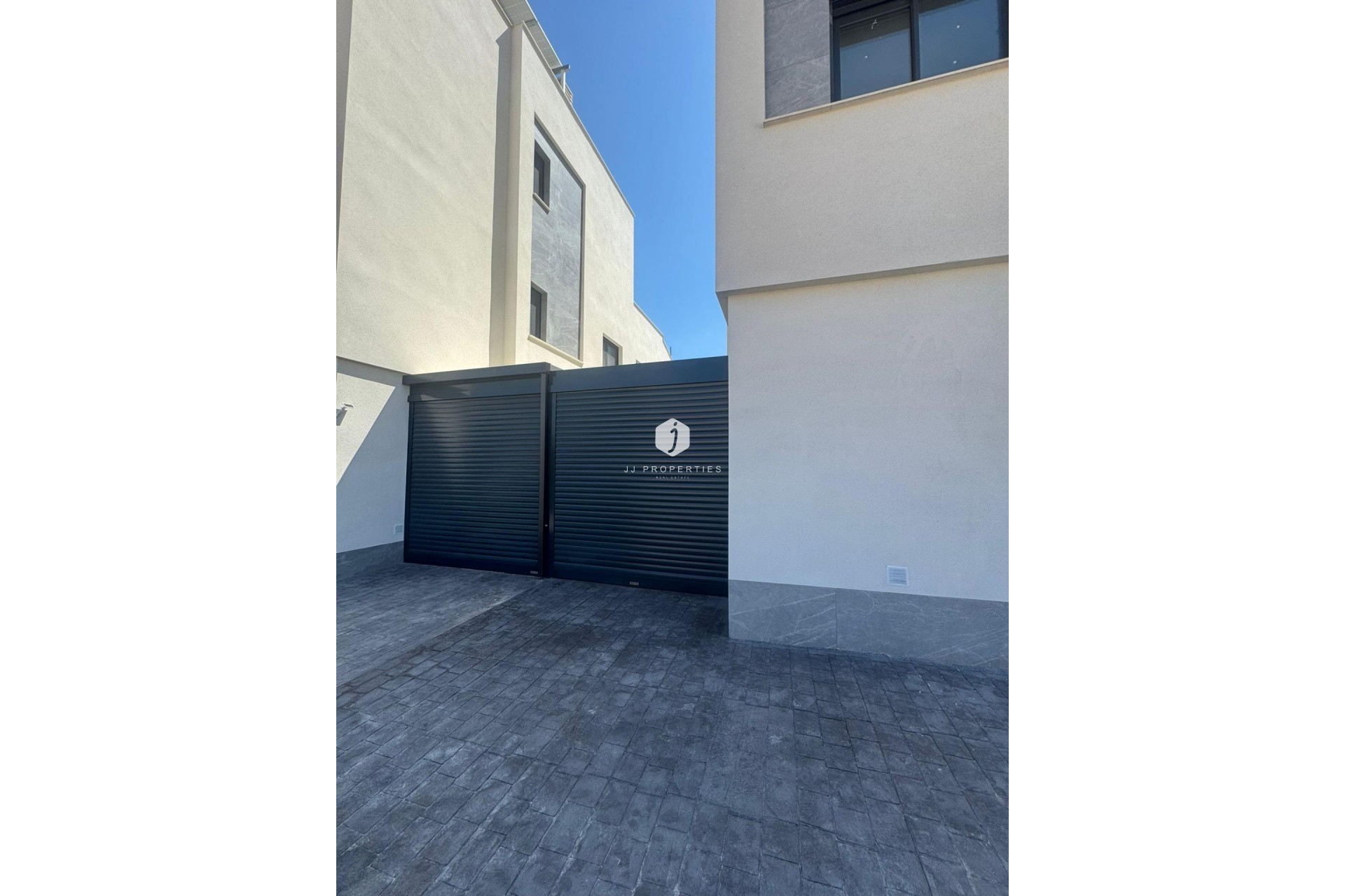 Aus zweiter Hand - Villa -
Guardamar del Segura - Guardamar