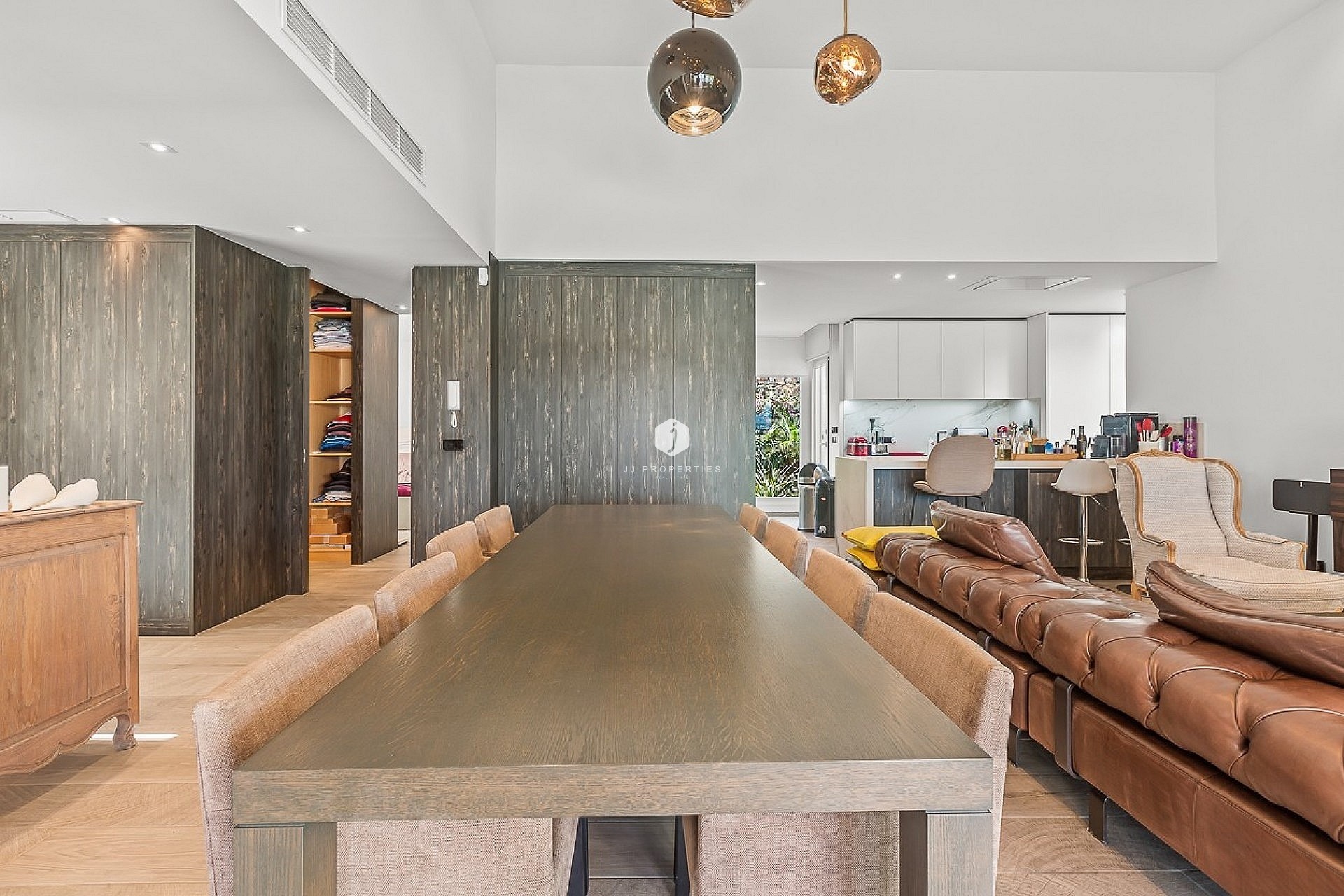 Aus zweiter Hand - Villa -
La Finca Golf Resort - Inland