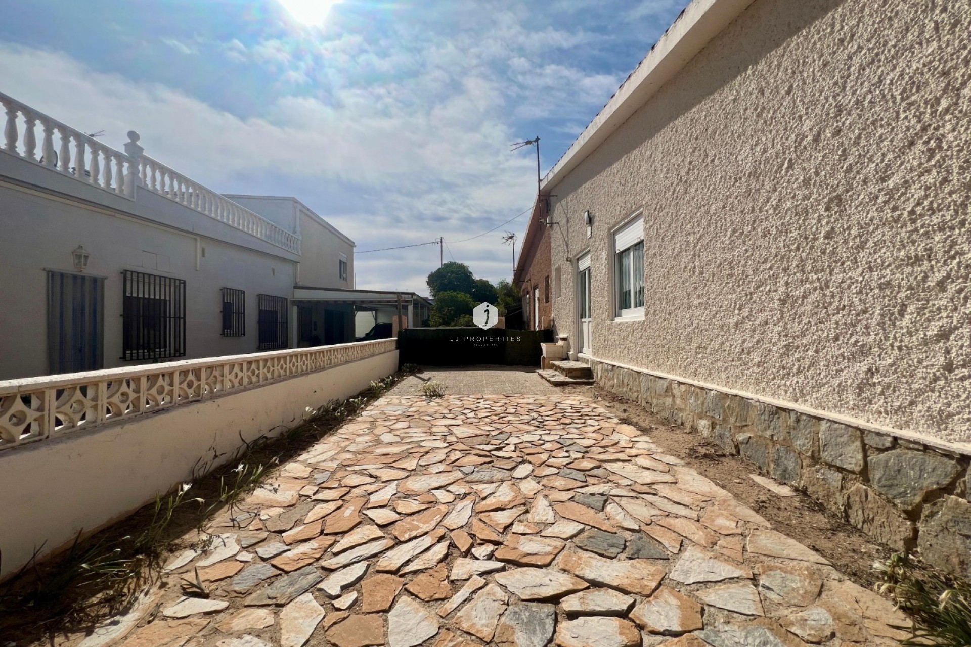 Aus zweiter Hand - Villa -
La Mata - Costa Blanca