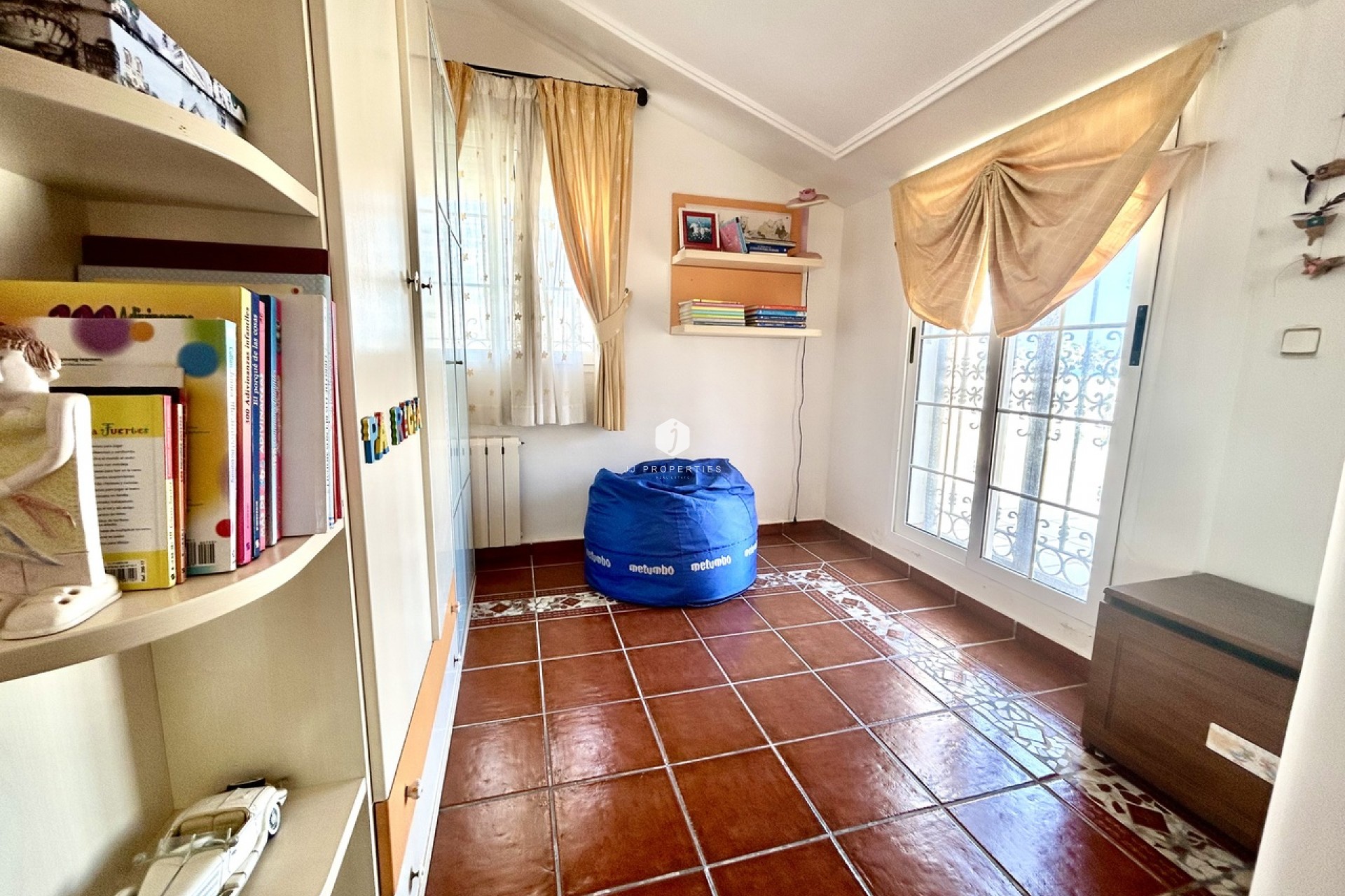 Aus zweiter Hand - Villa -
La Mata - Costa Blanca