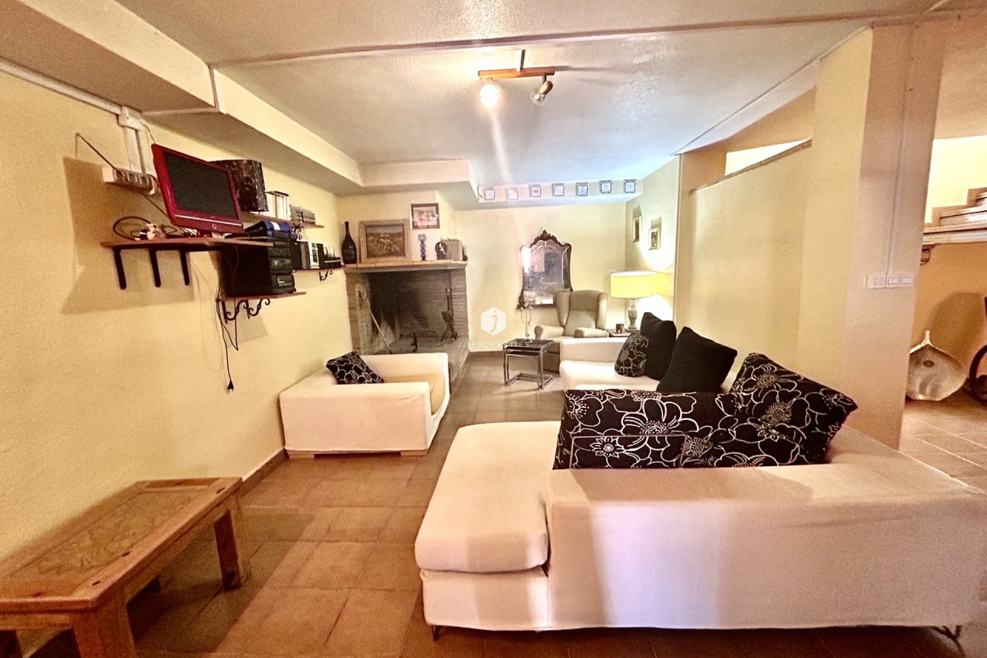 Aus zweiter Hand - Villa -
La Mata - Costa Blanca