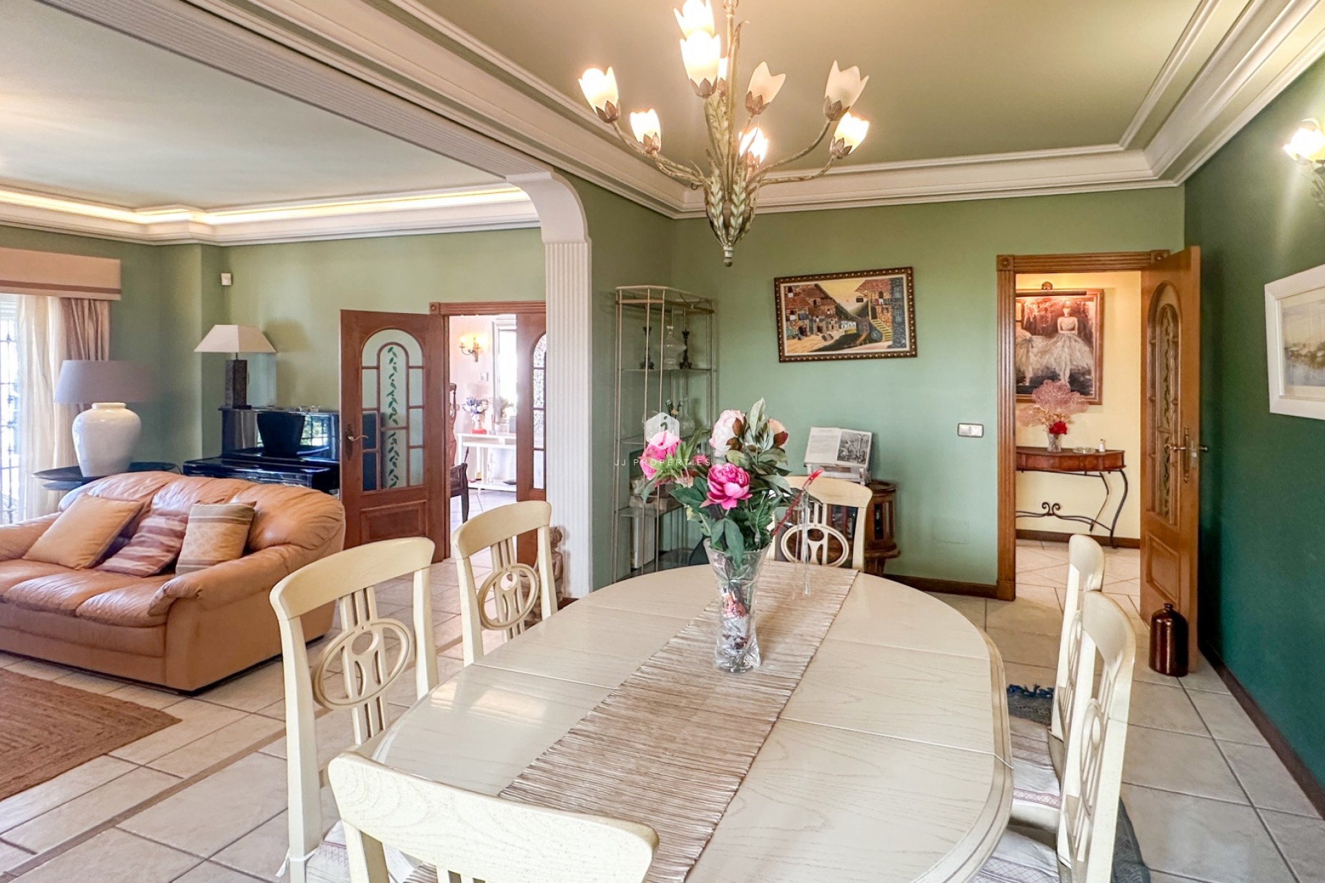 Aus zweiter Hand - Villa -
La Mata - Costa Blanca