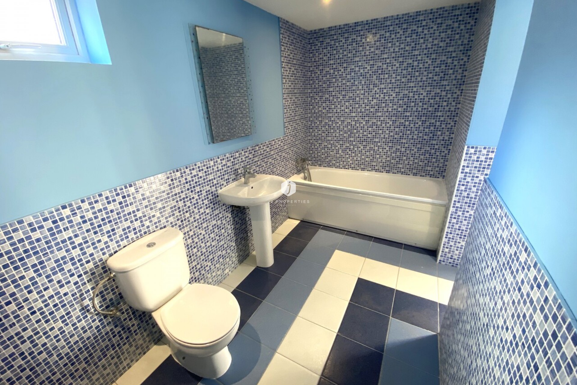 Aus zweiter Hand - Villa -
La Zenia - Costa Blanca