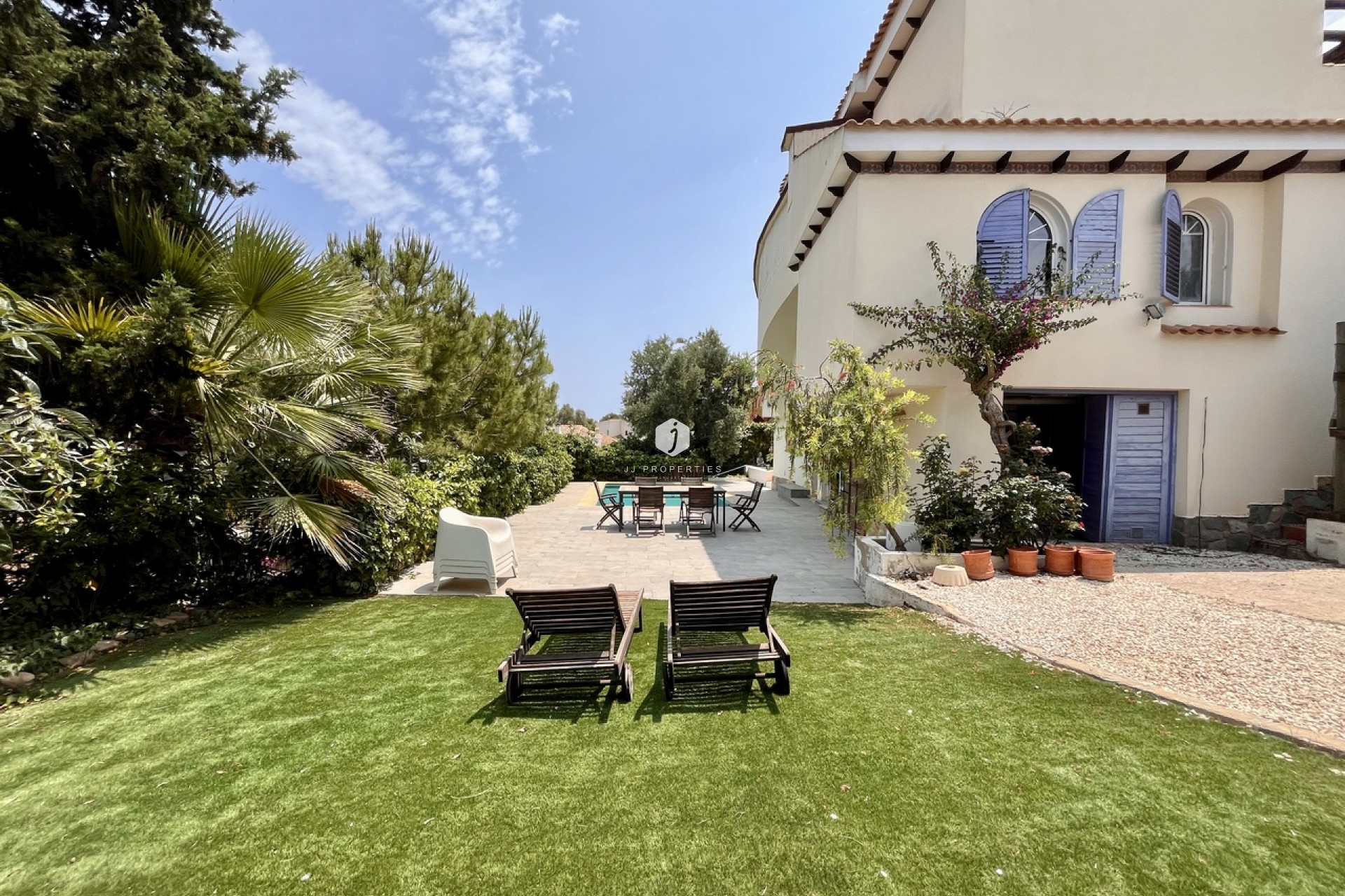 Aus zweiter Hand - Villa -
La Zenia - Costa Blanca