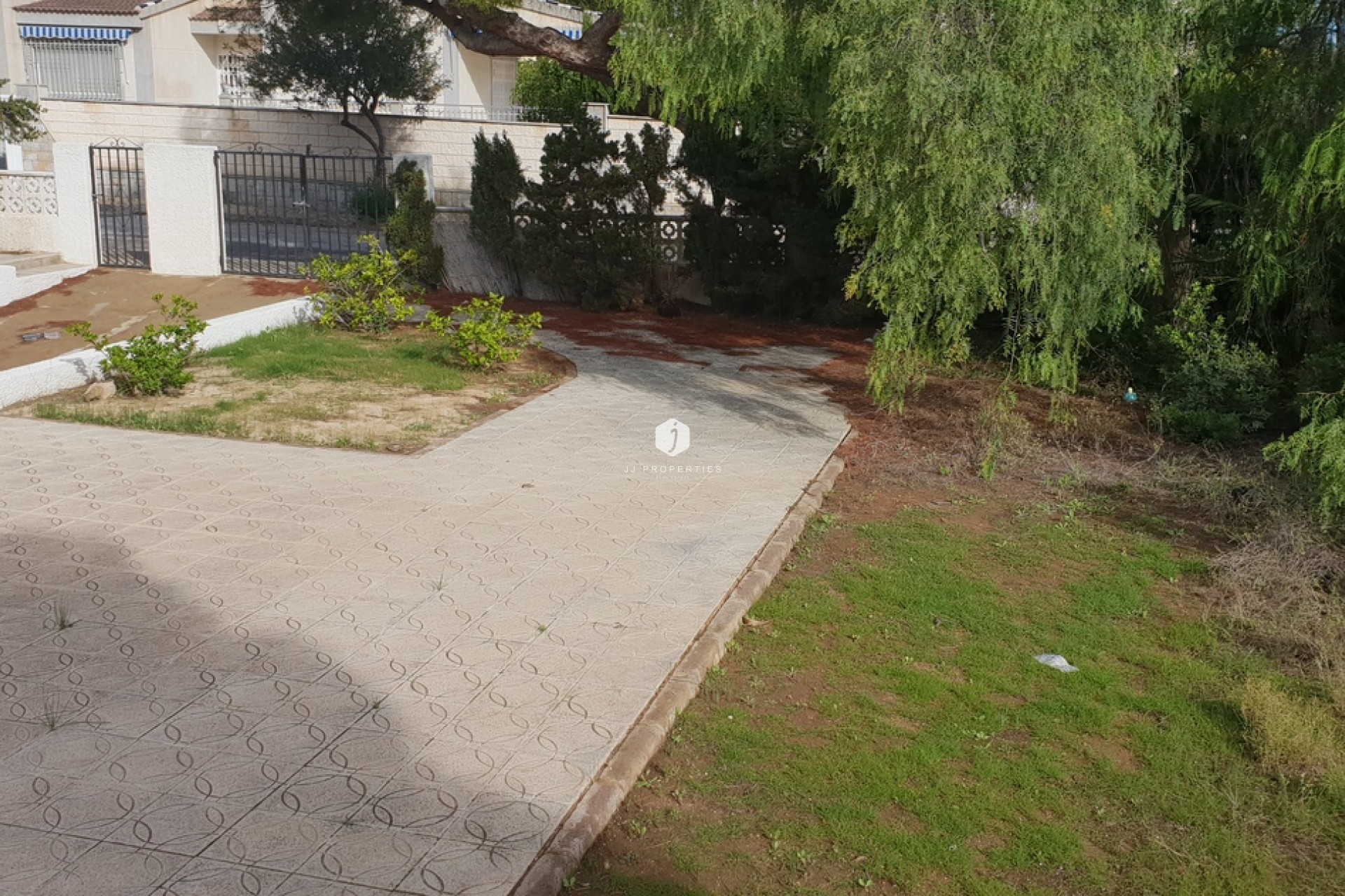 Aus zweiter Hand - Villa -
La Zenia - Costa Blanca