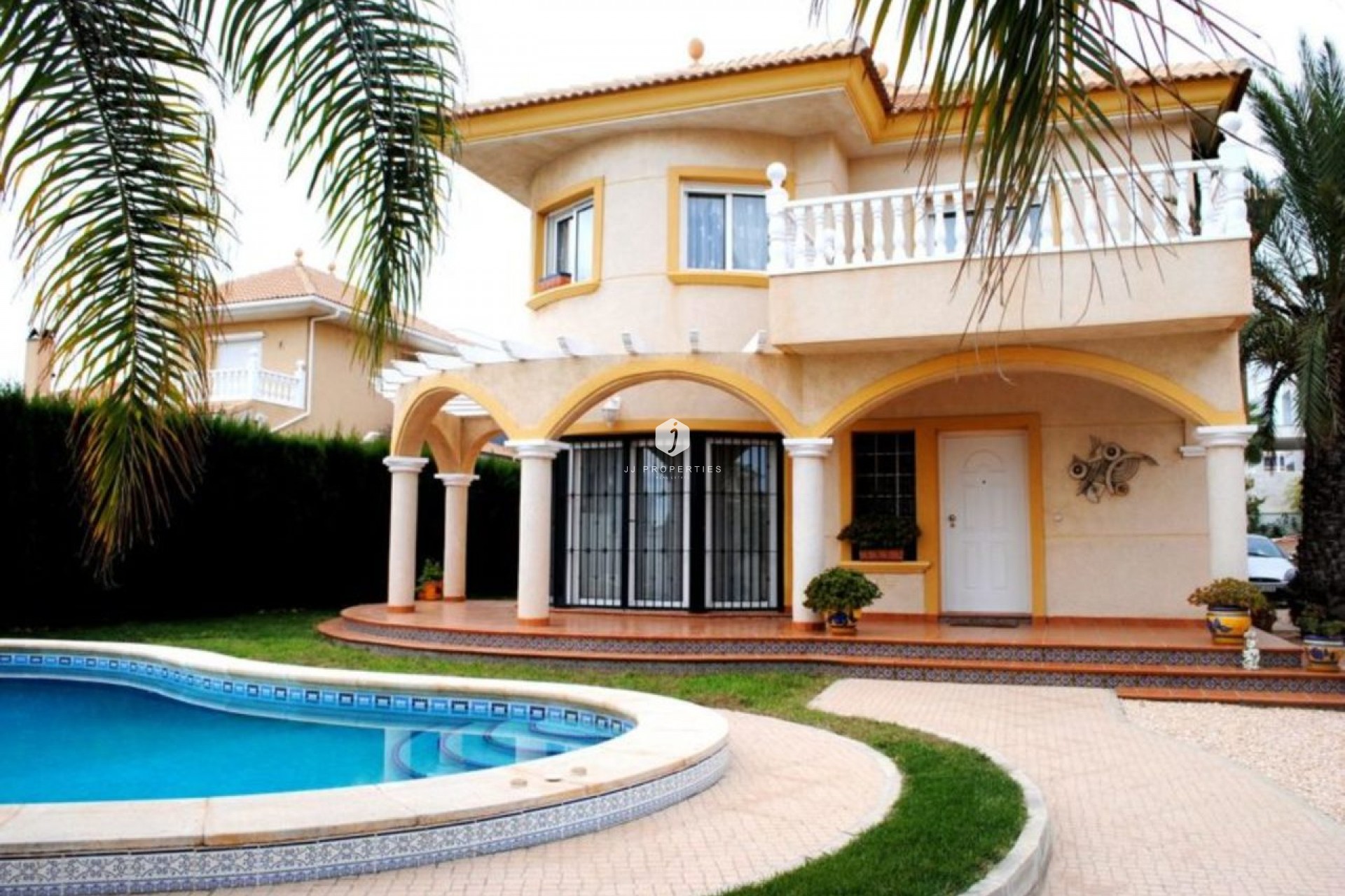 Aus zweiter Hand - Villa -
La Zenia - Costa Blanca