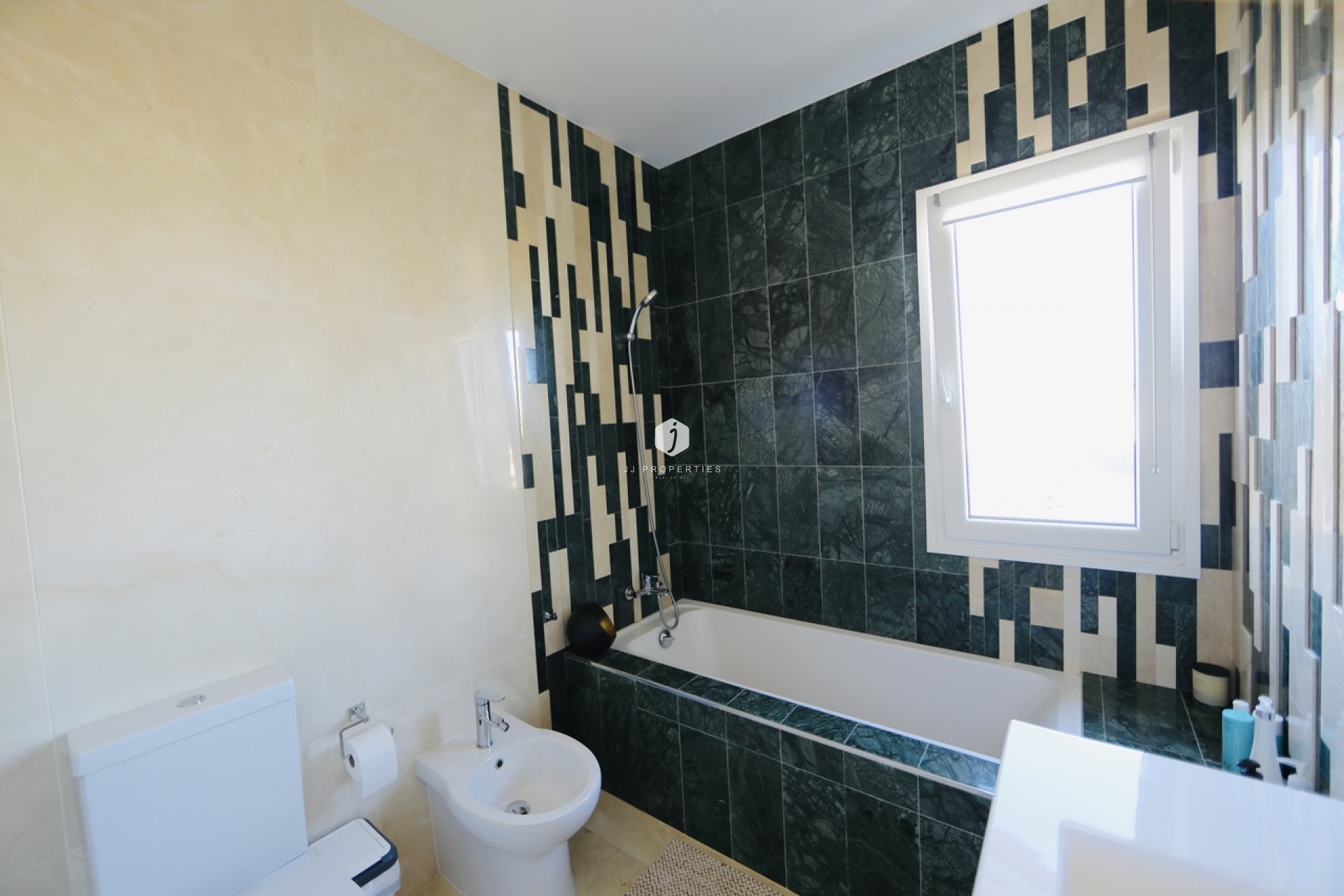 Aus zweiter Hand - Villa -
La Zenia - Costa Blanca