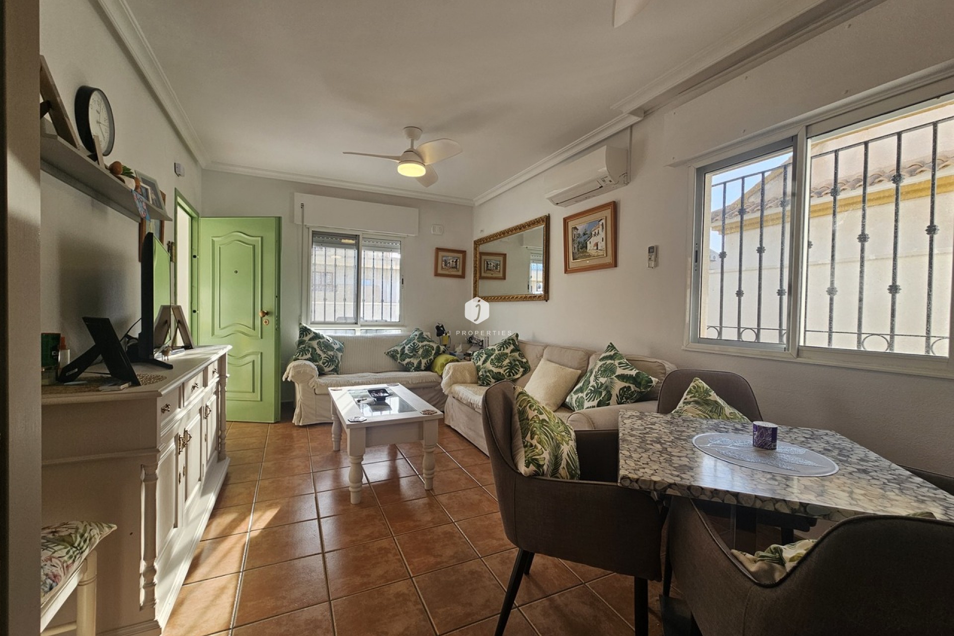 Aus zweiter Hand - Villa -
La Zenia - Costa Blanca