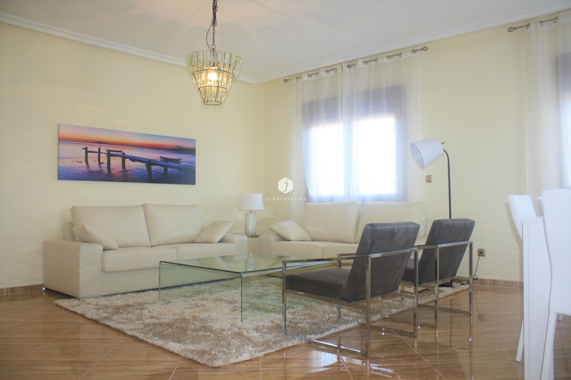 Aus zweiter Hand - Villa -
Los Altos - Costa Blanca