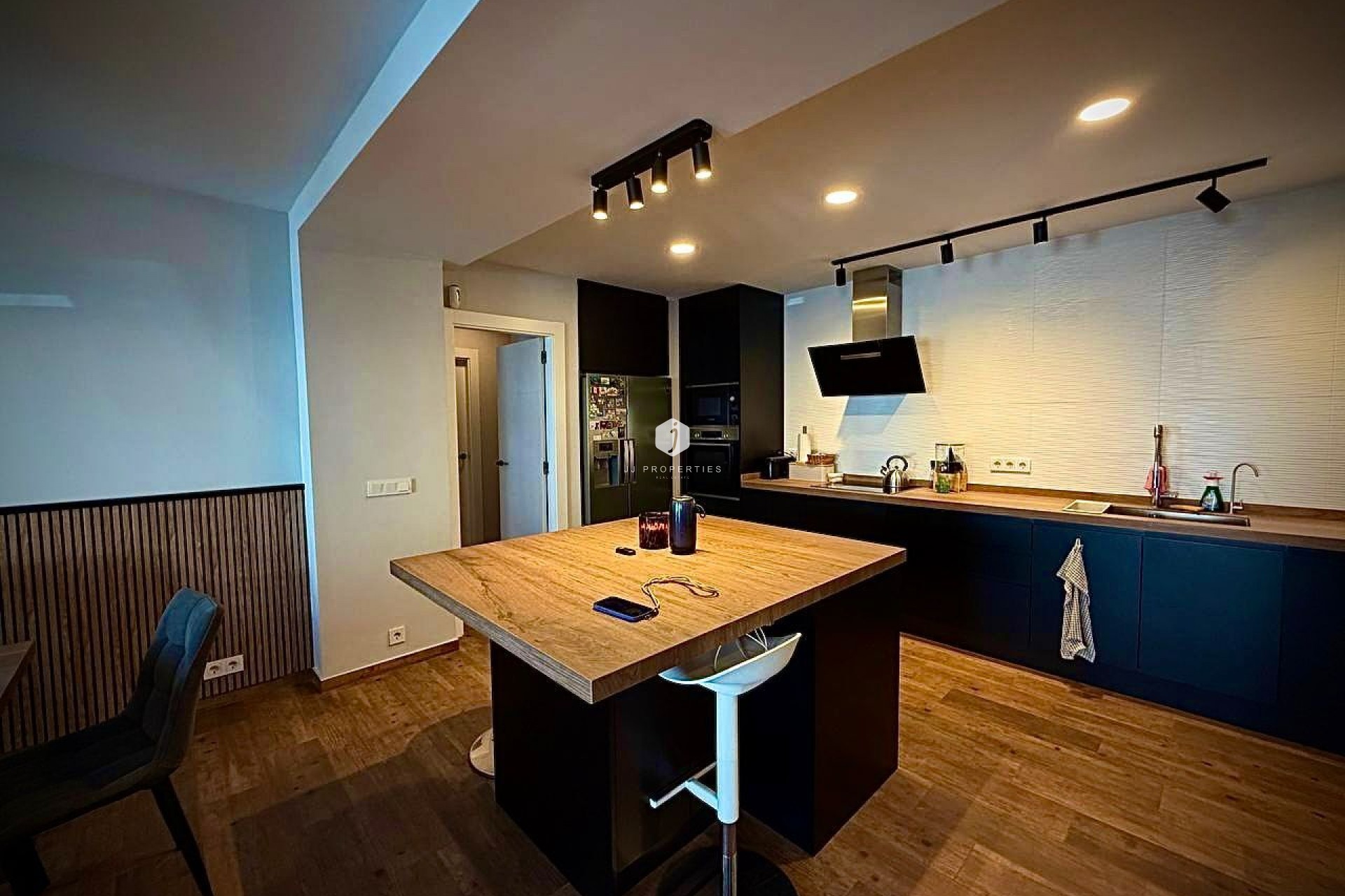 Aus zweiter Hand - Villa -
Los Balcones - Barrio Los Balcones - Los Altos del Edén