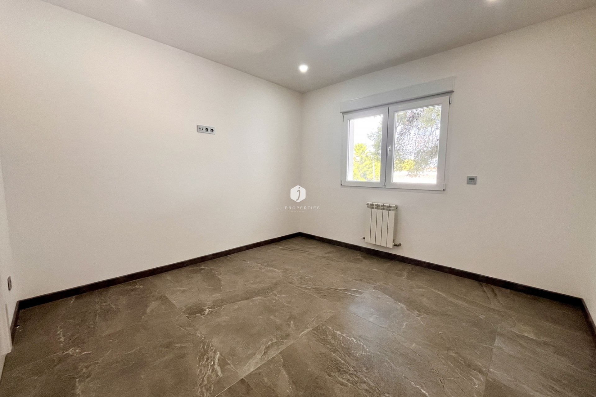 Aus zweiter Hand - Villa -
Los Balcones - Costa Blanca