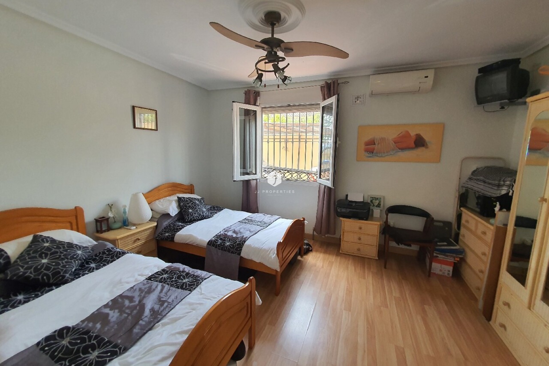 Aus zweiter Hand - Villa -
Los Balcones - Costa Blanca