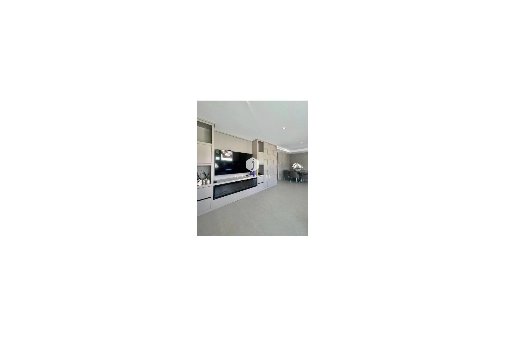 Aus zweiter Hand - Villa -
Los Balcones - Costa Blanca