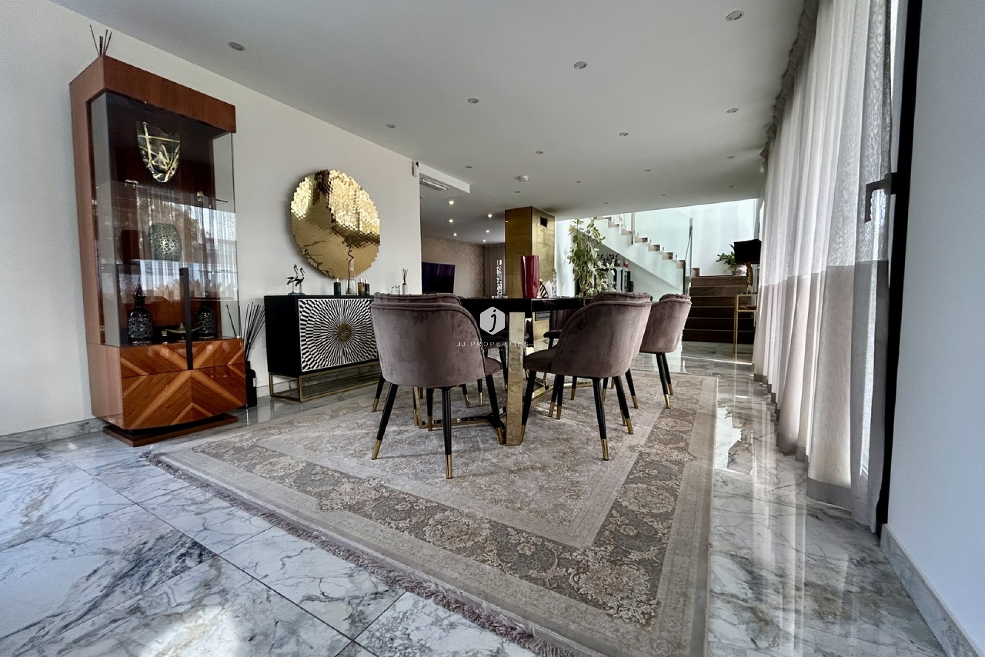 Aus zweiter Hand - Villa -
Los Balcones - Costa Blanca