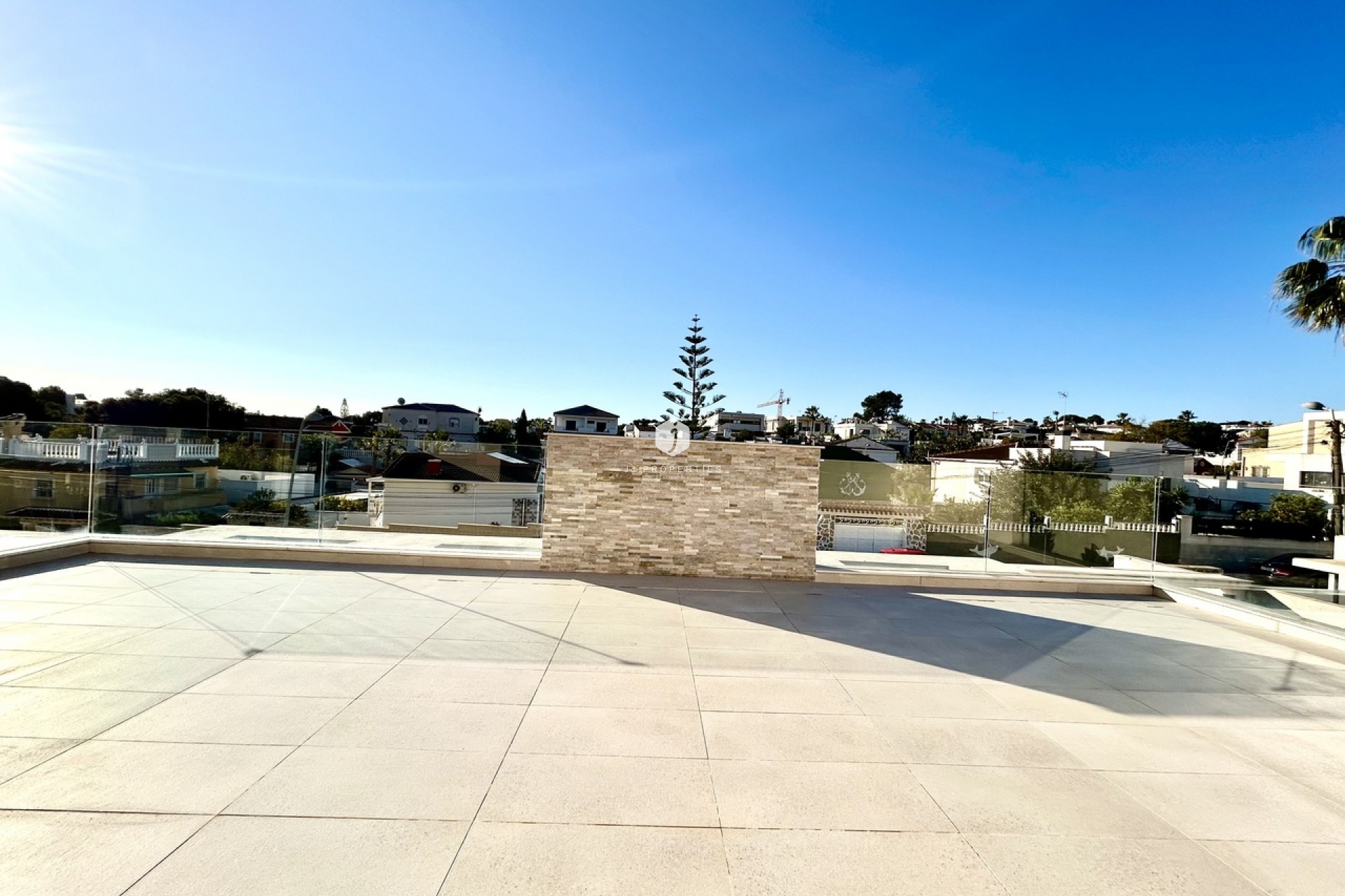 Aus zweiter Hand - Villa -
Los Balcones - Costa Blanca