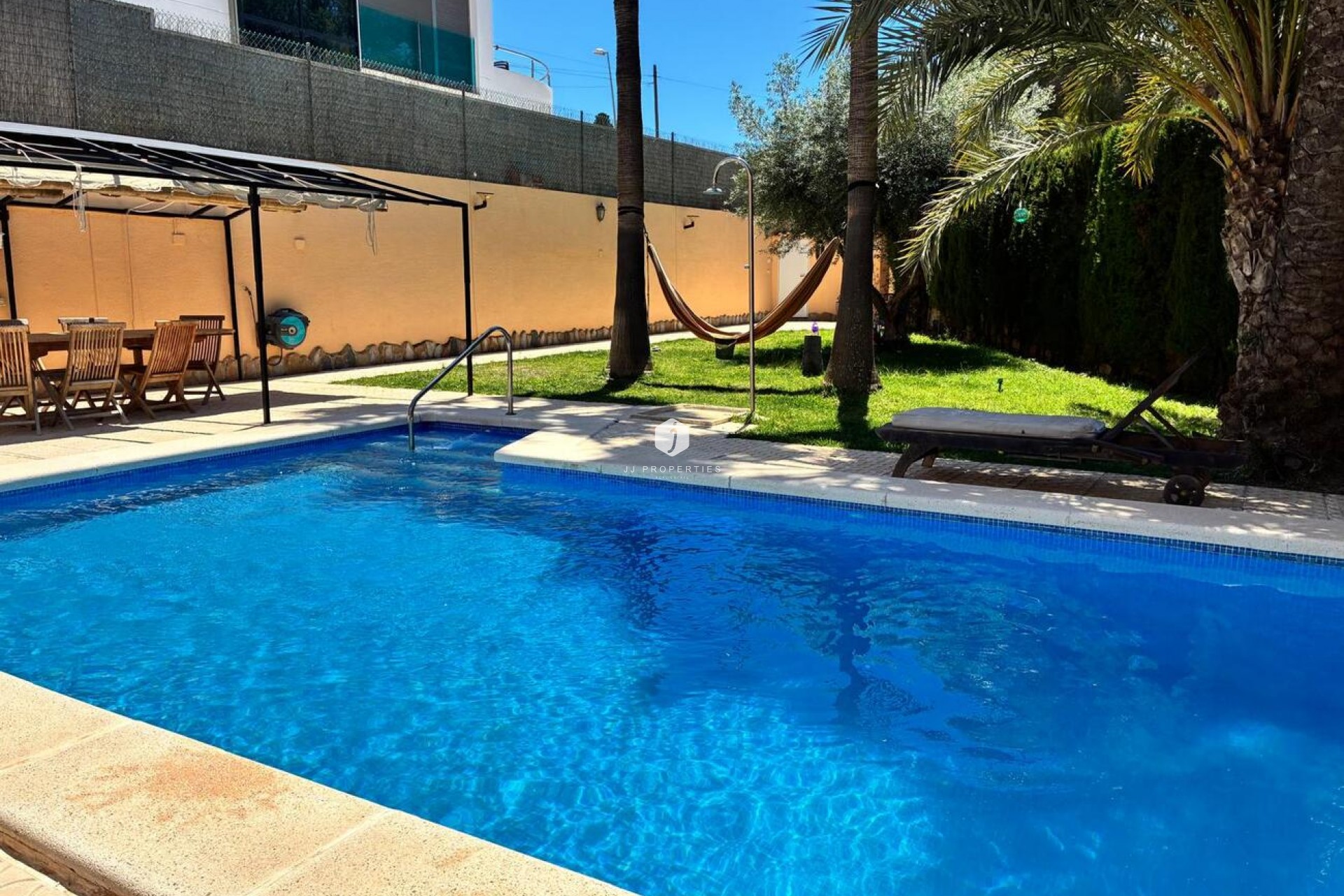 Aus zweiter Hand - Villa -
Los Balcones - Costa Blanca