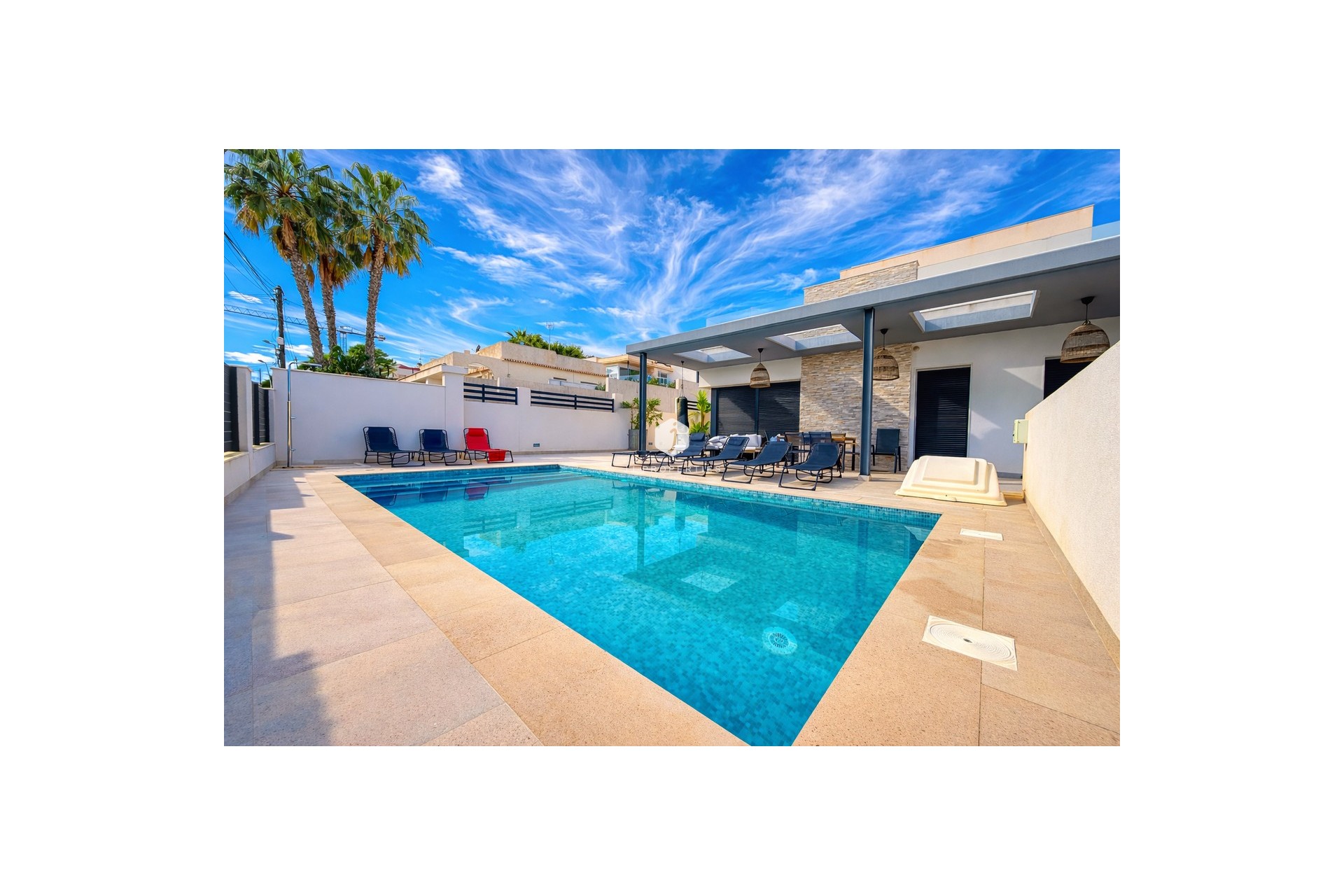 Aus zweiter Hand - Villa -
Los Balcones - Costa Blanca