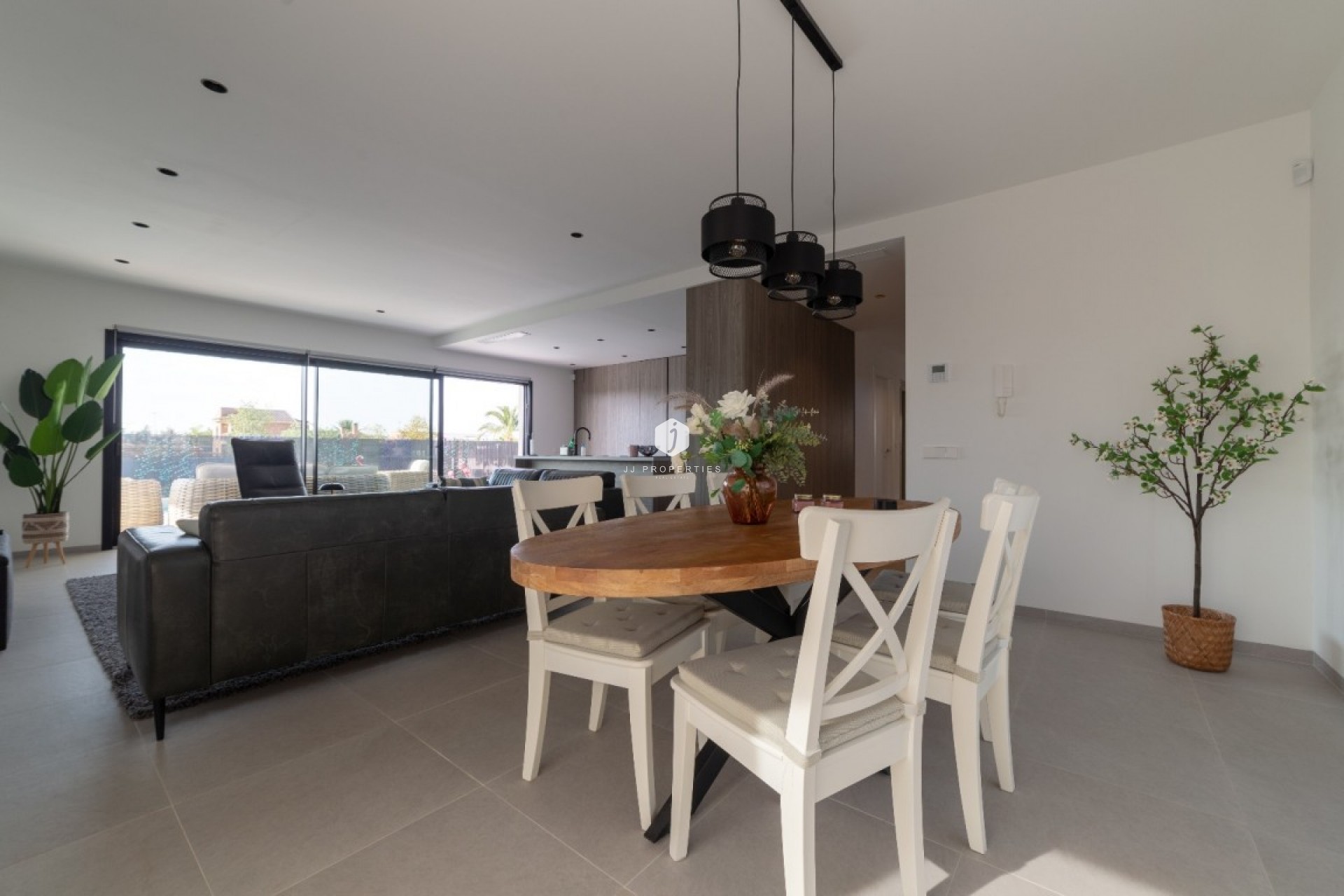 Aus zweiter Hand - Villa -
Los Montesinos - Costa Blanca