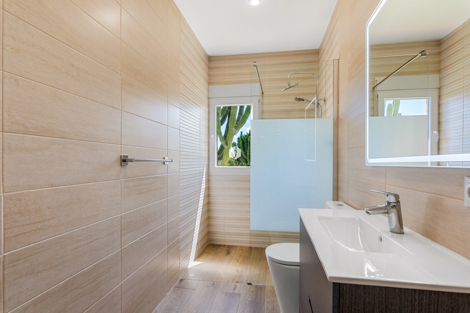 Aus zweiter Hand - Villa -
Los Montesinos - Costa Blanca