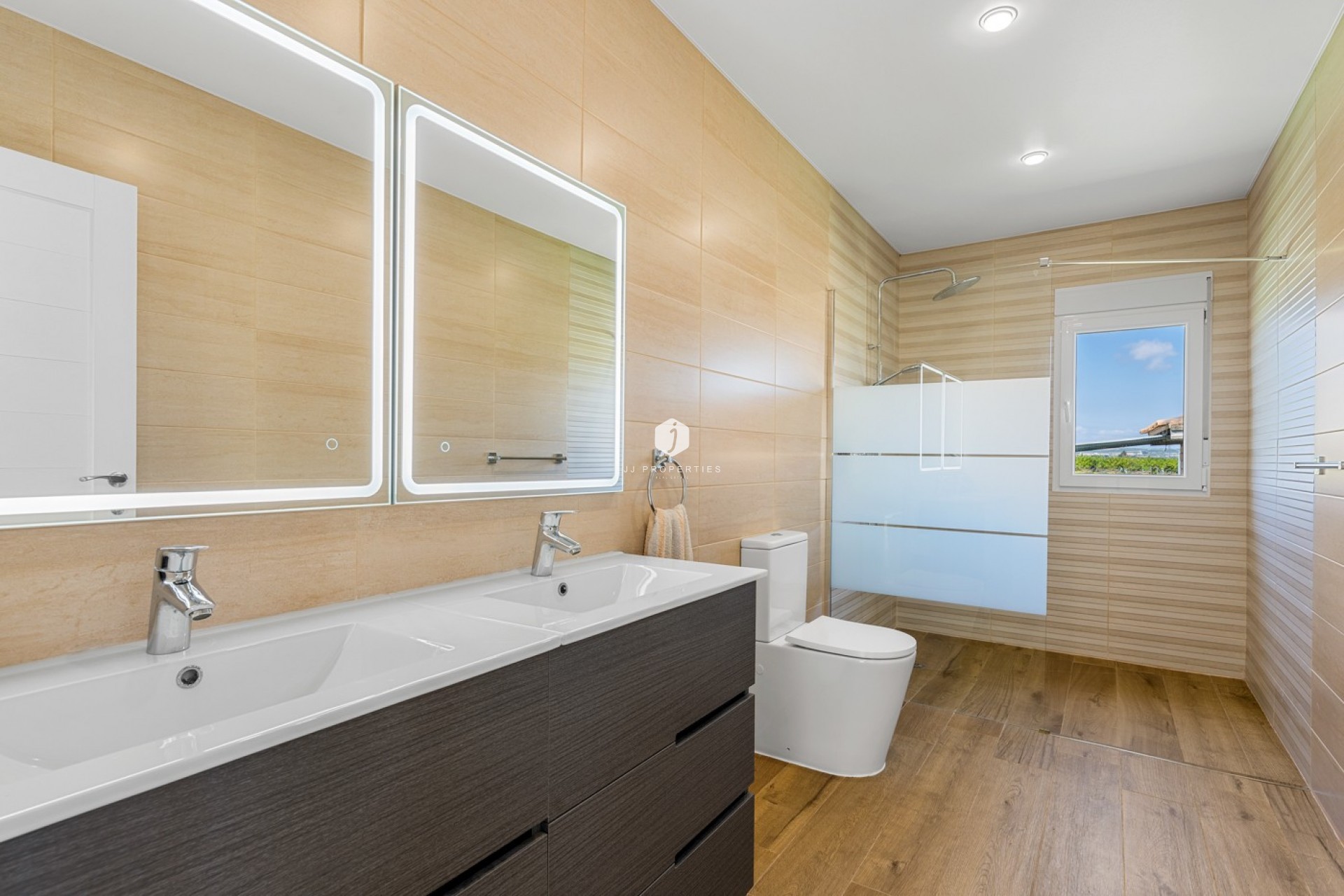 Aus zweiter Hand - Villa -
Los Montesinos - Costa Blanca