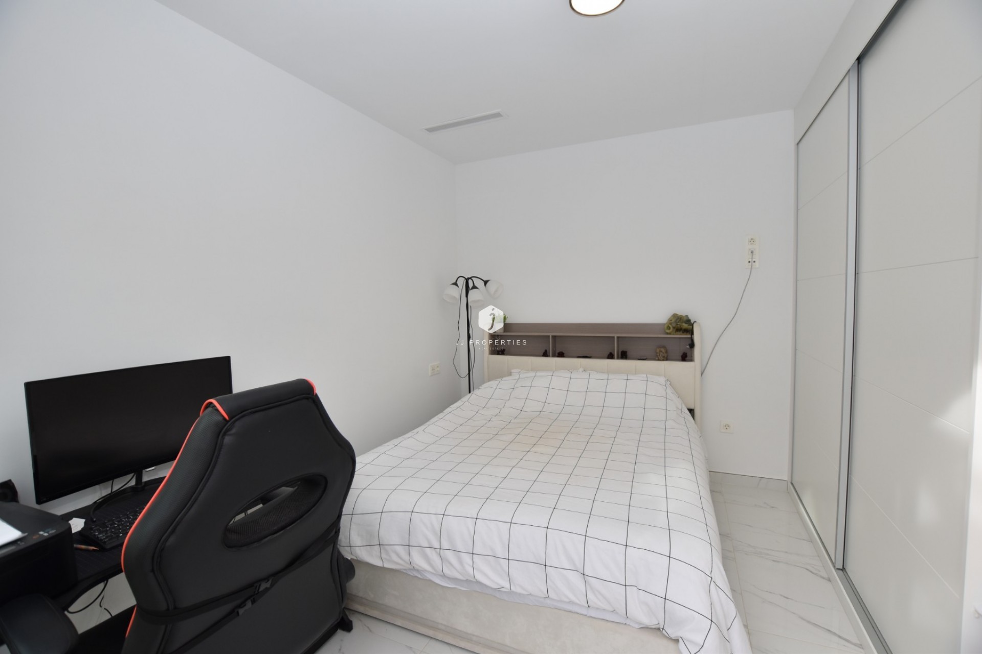 Aus zweiter Hand - Villa -
Los Montesinos - Costa Blanca