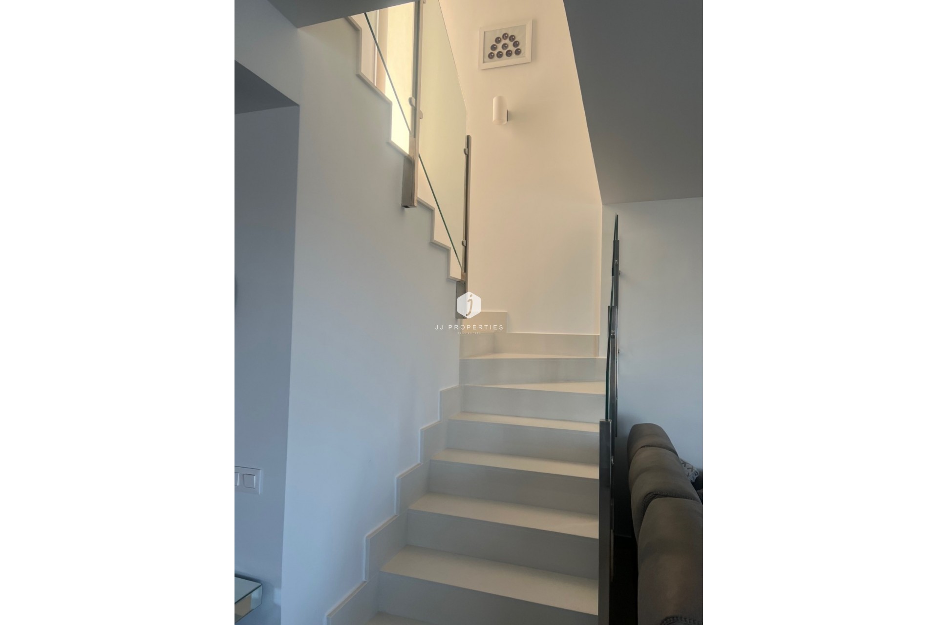 Aus zweiter Hand - Villa -
Los Montesinos - Costa Blanca