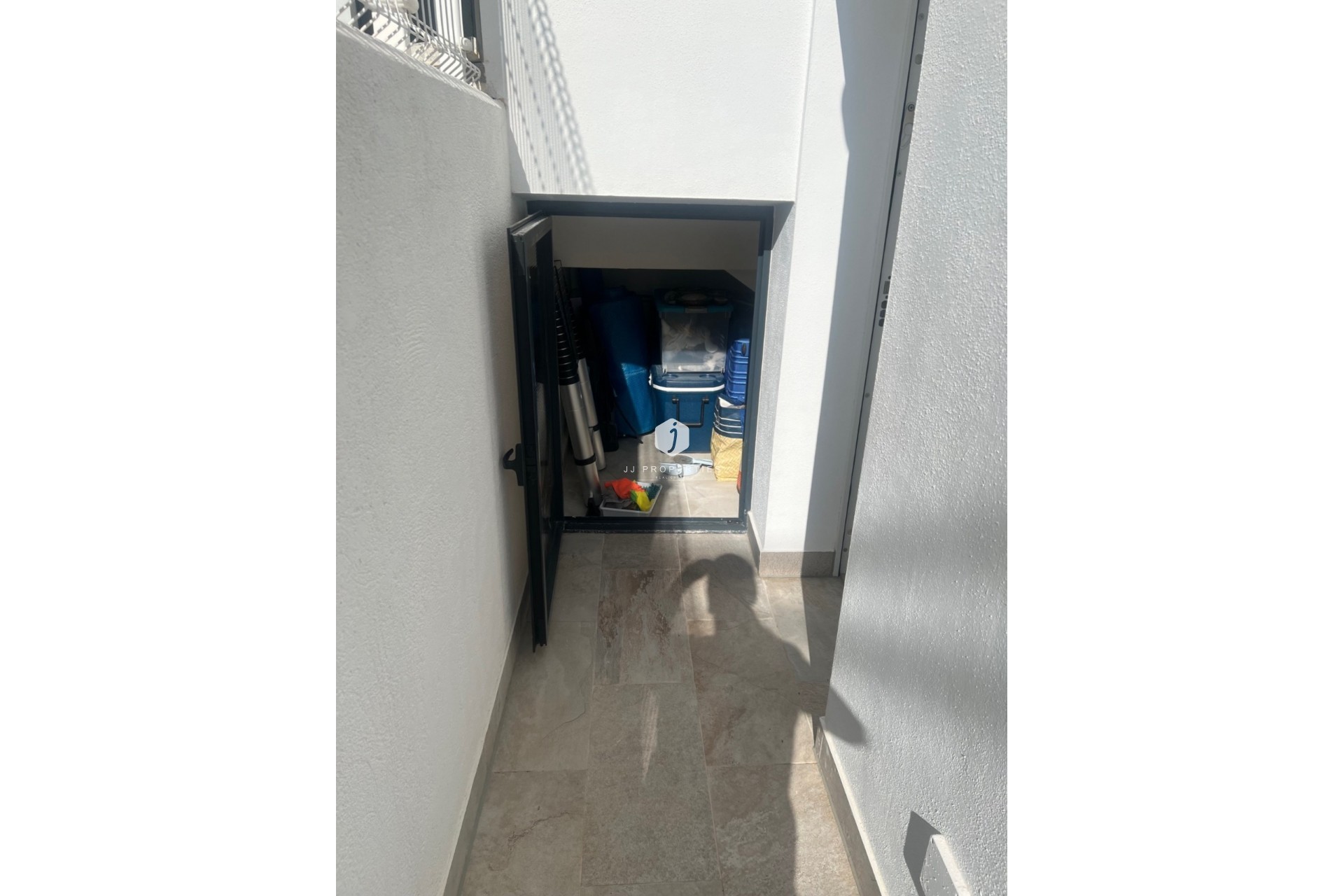 Aus zweiter Hand - Villa -
Los Montesinos - Costa Blanca