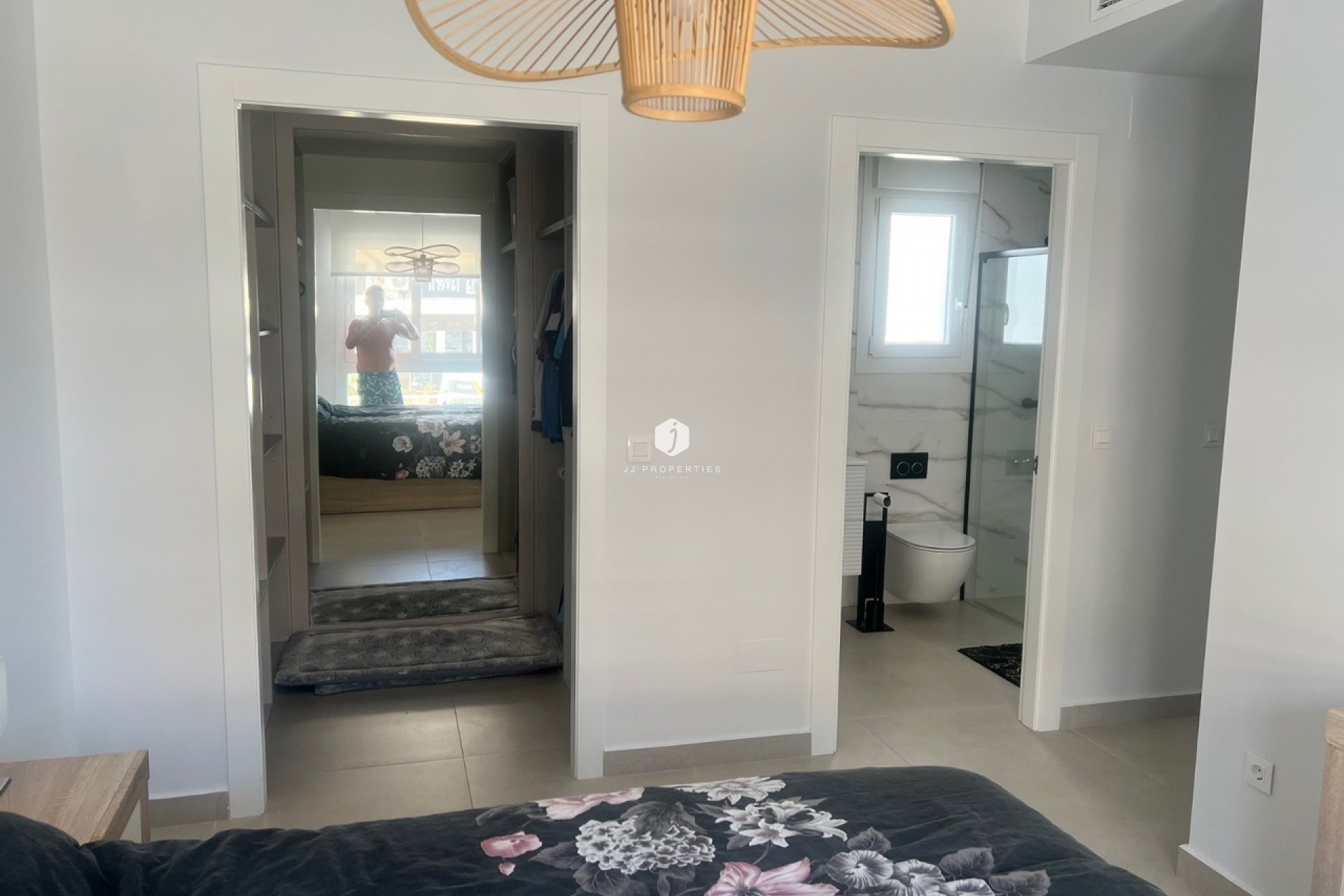 Aus zweiter Hand - Villa -
Los Montesinos - Costa Blanca