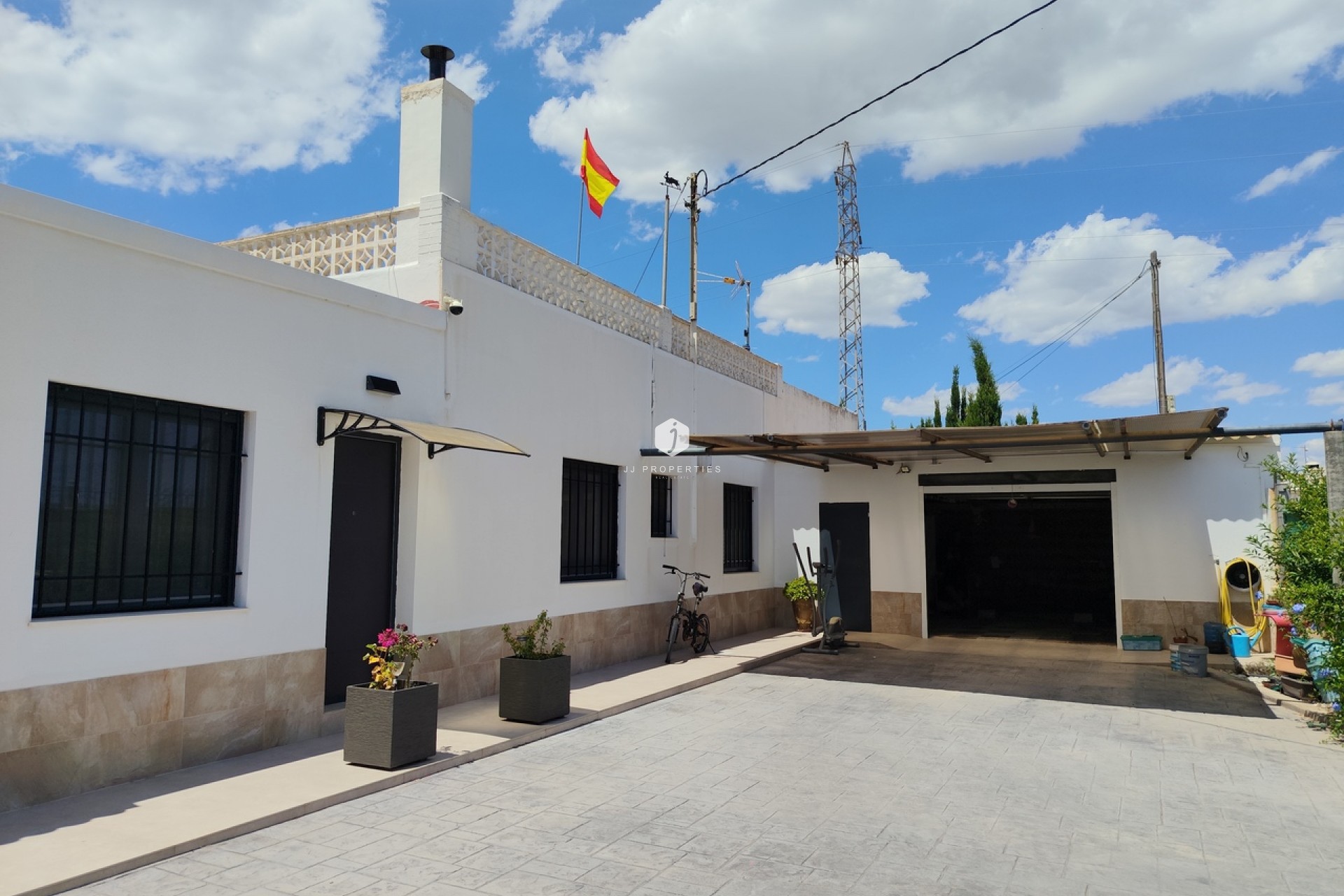 Aus zweiter Hand - Villa -
Los Montesinos - Costa Blanca