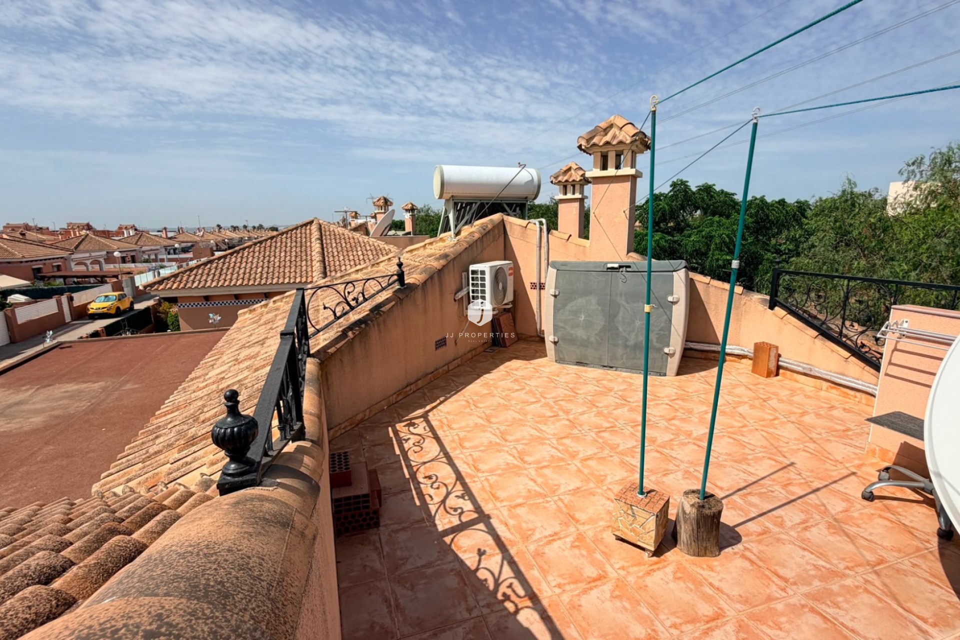 Aus zweiter Hand - Villa -
Los Montesinos - Costa Blanca