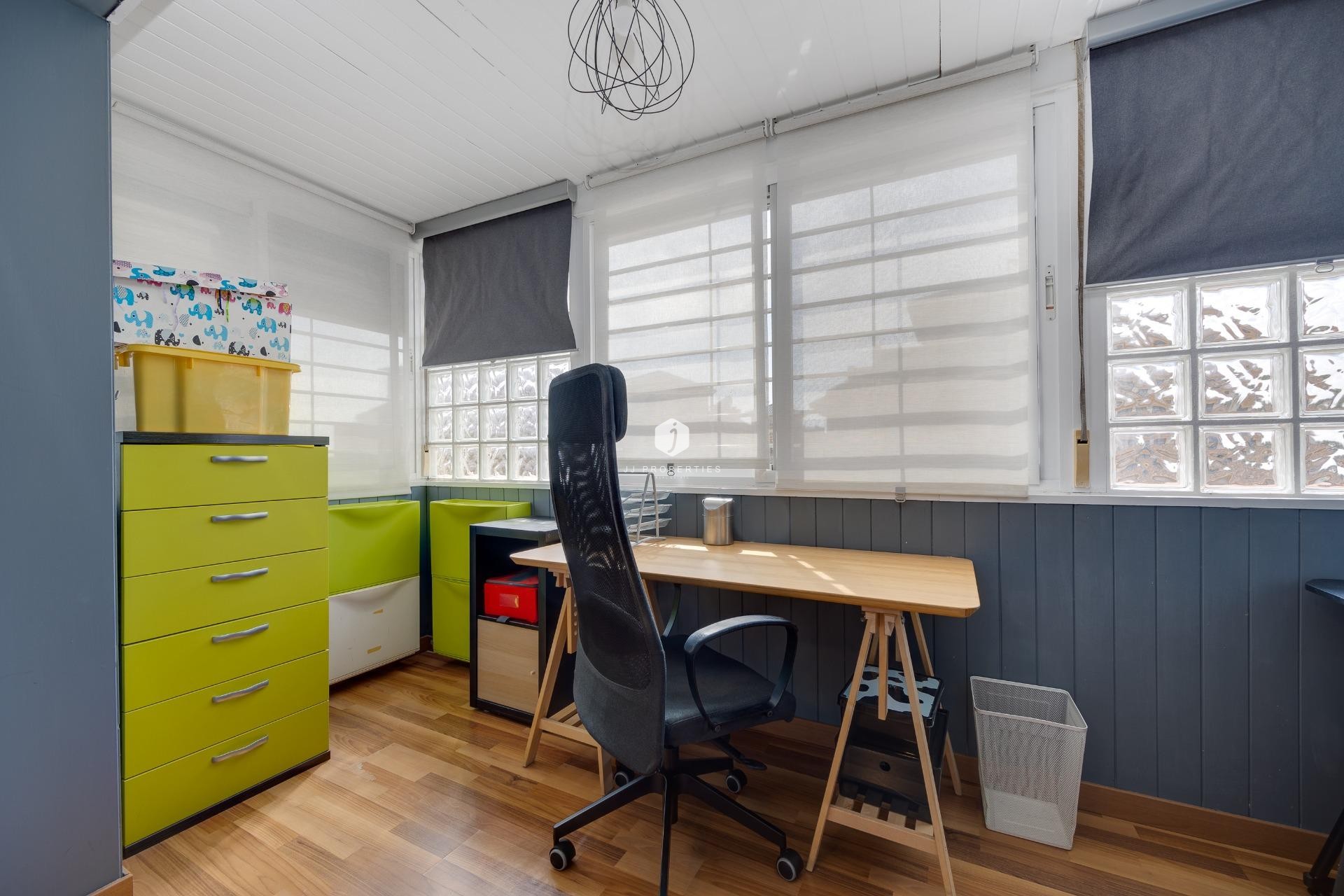 Aus zweiter Hand - Villa -
Los Montesinos - La herrada