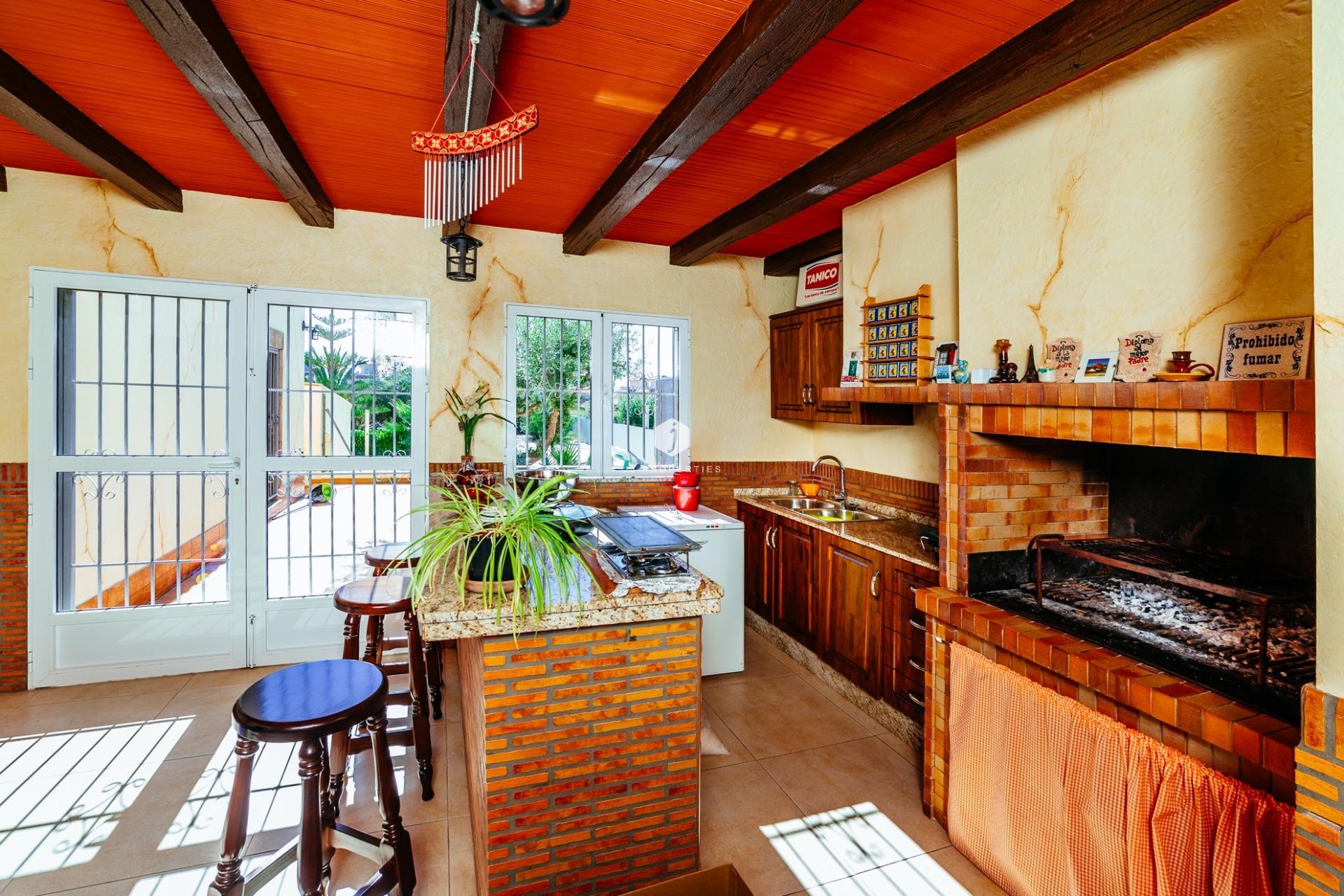 Aus zweiter Hand - Villa -
Los Montesinos - Montesinos  Los