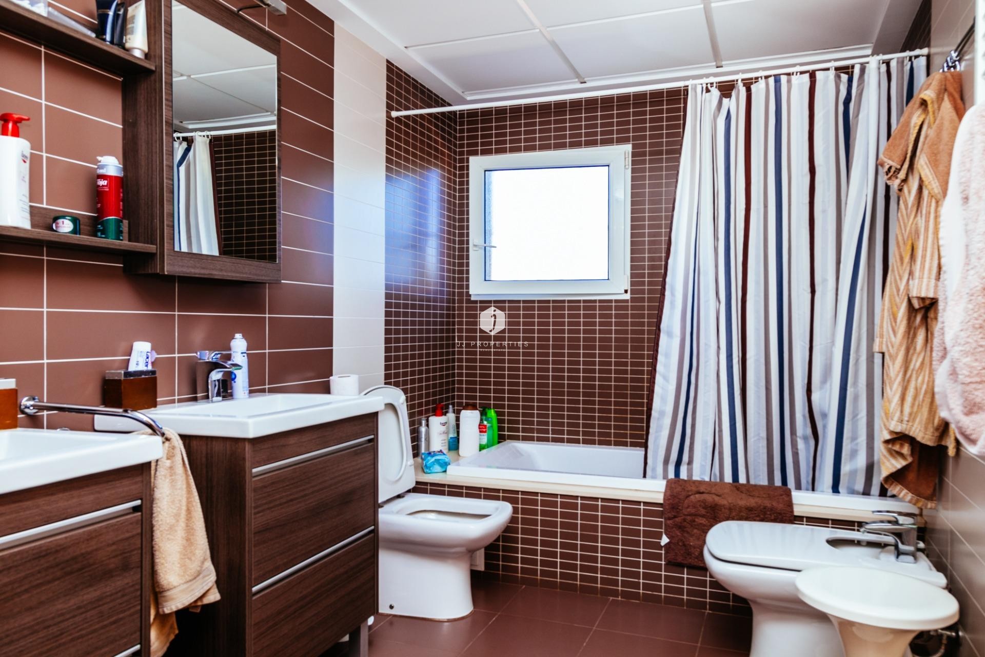 Aus zweiter Hand - Villa -
Los Montesinos - Montesinos  Los