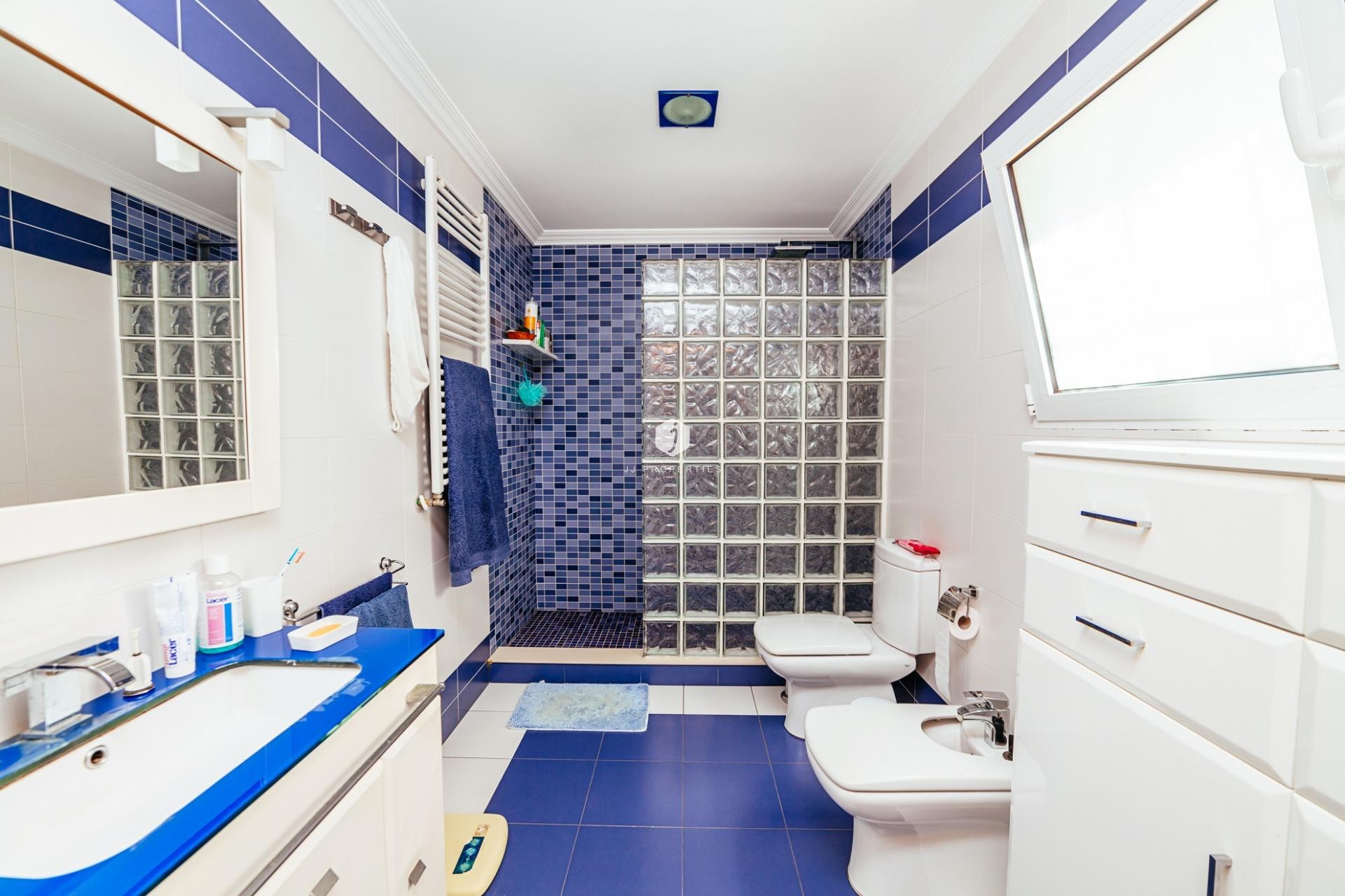 Aus zweiter Hand - Villa -
Los Montesinos - Montesinos  Los