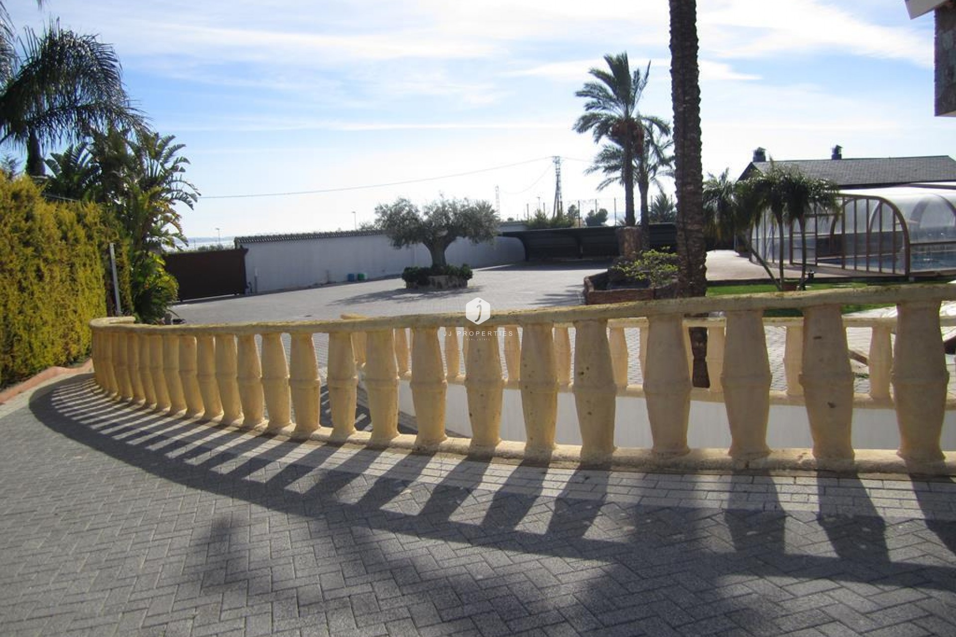 Aus zweiter Hand - Villa -
Los Montesinos
