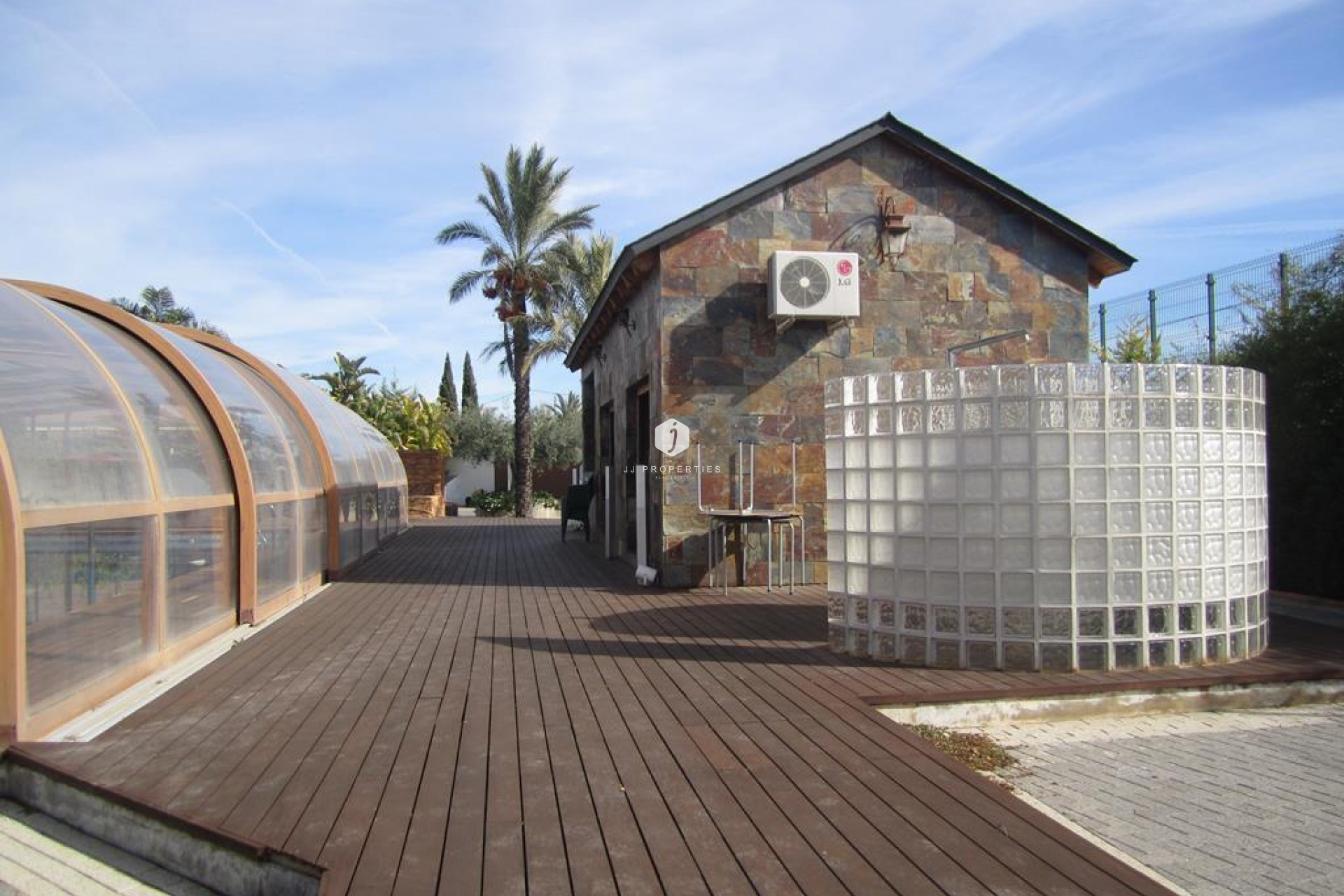 Aus zweiter Hand - Villa -
Los Montesinos