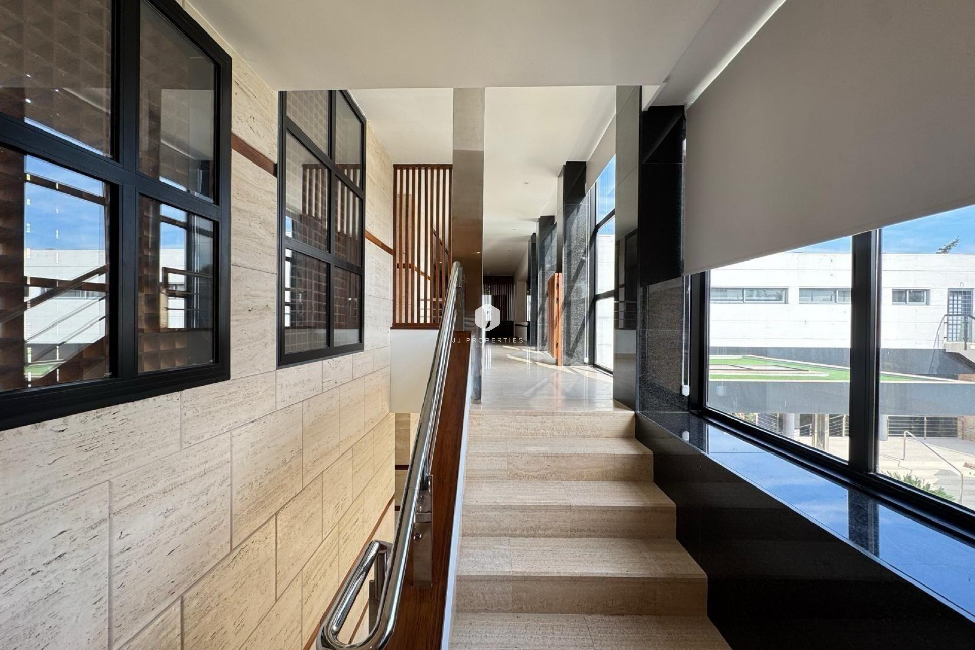 Aus zweiter Hand - Villa -
Orihuela Costa - Altos De Campoamor