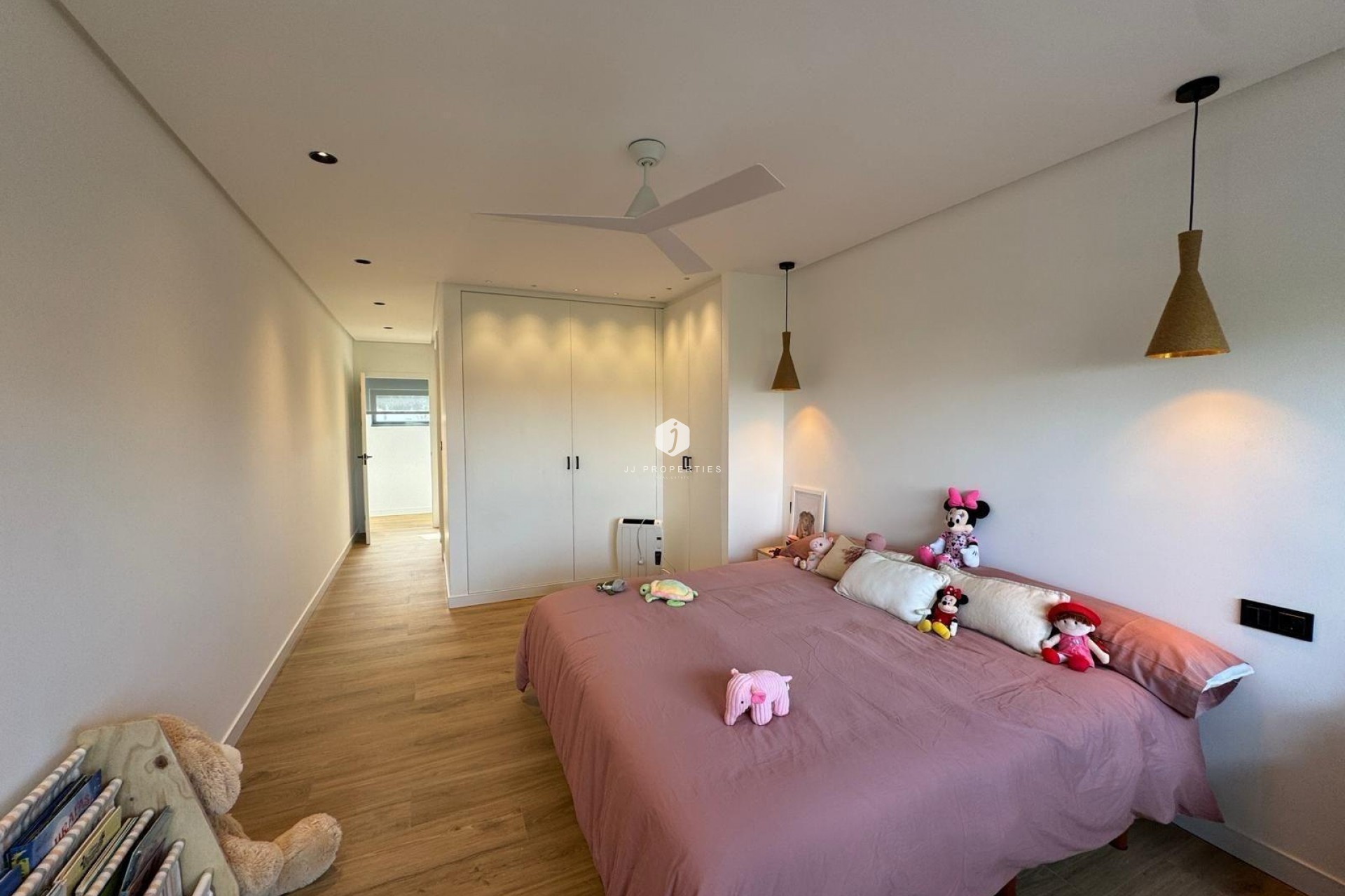 Aus zweiter Hand - Villa -
Orihuela Costa - Altos De Campoamor