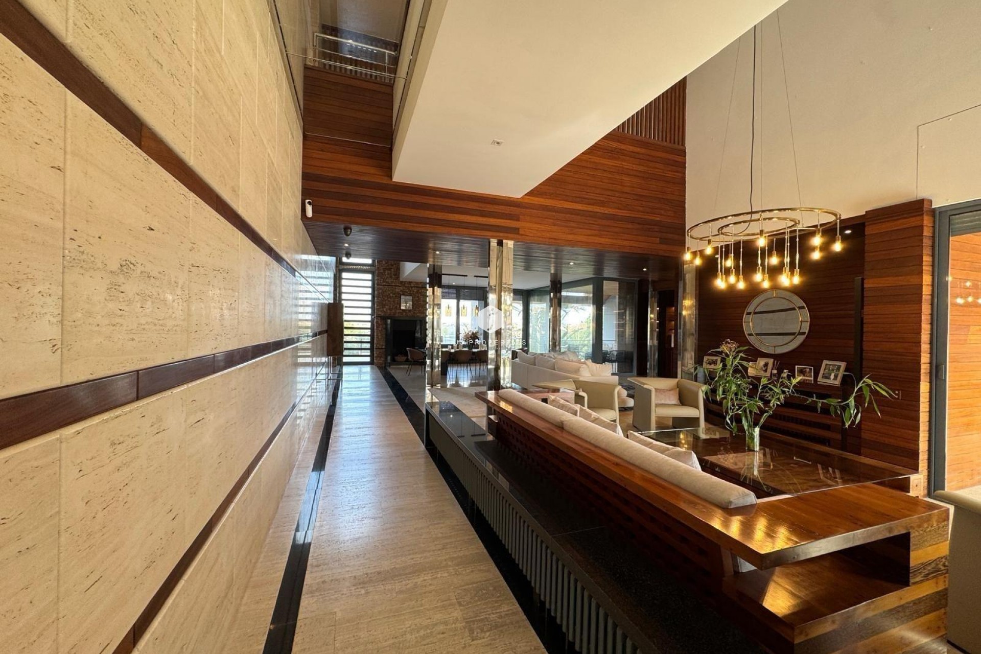 Aus zweiter Hand - Villa -
Orihuela Costa - Altos De Campoamor