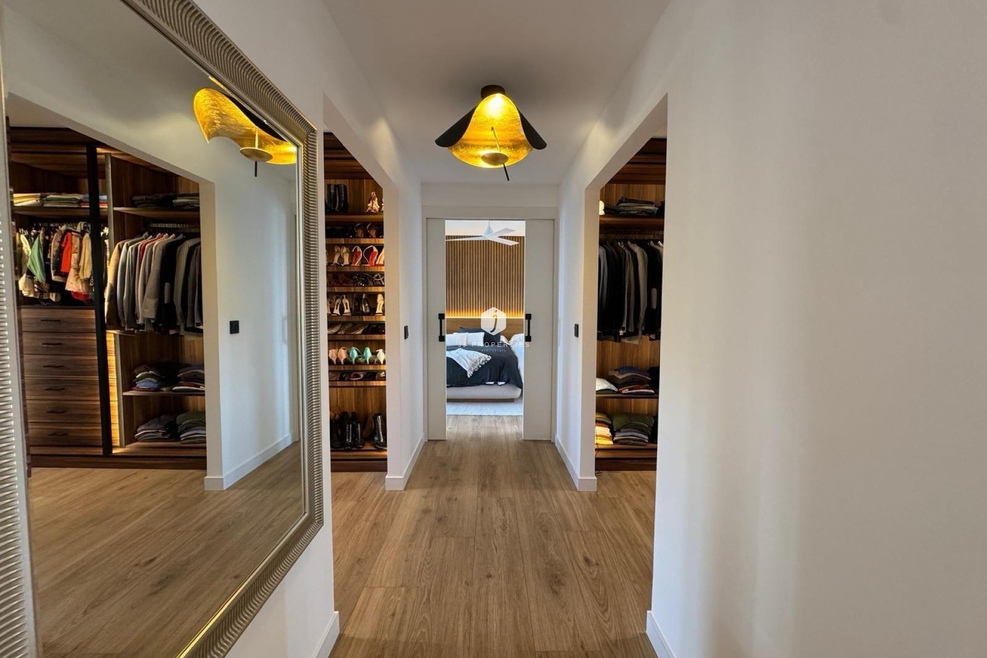 Aus zweiter Hand - Villa -
Orihuela Costa - Altos De Campoamor