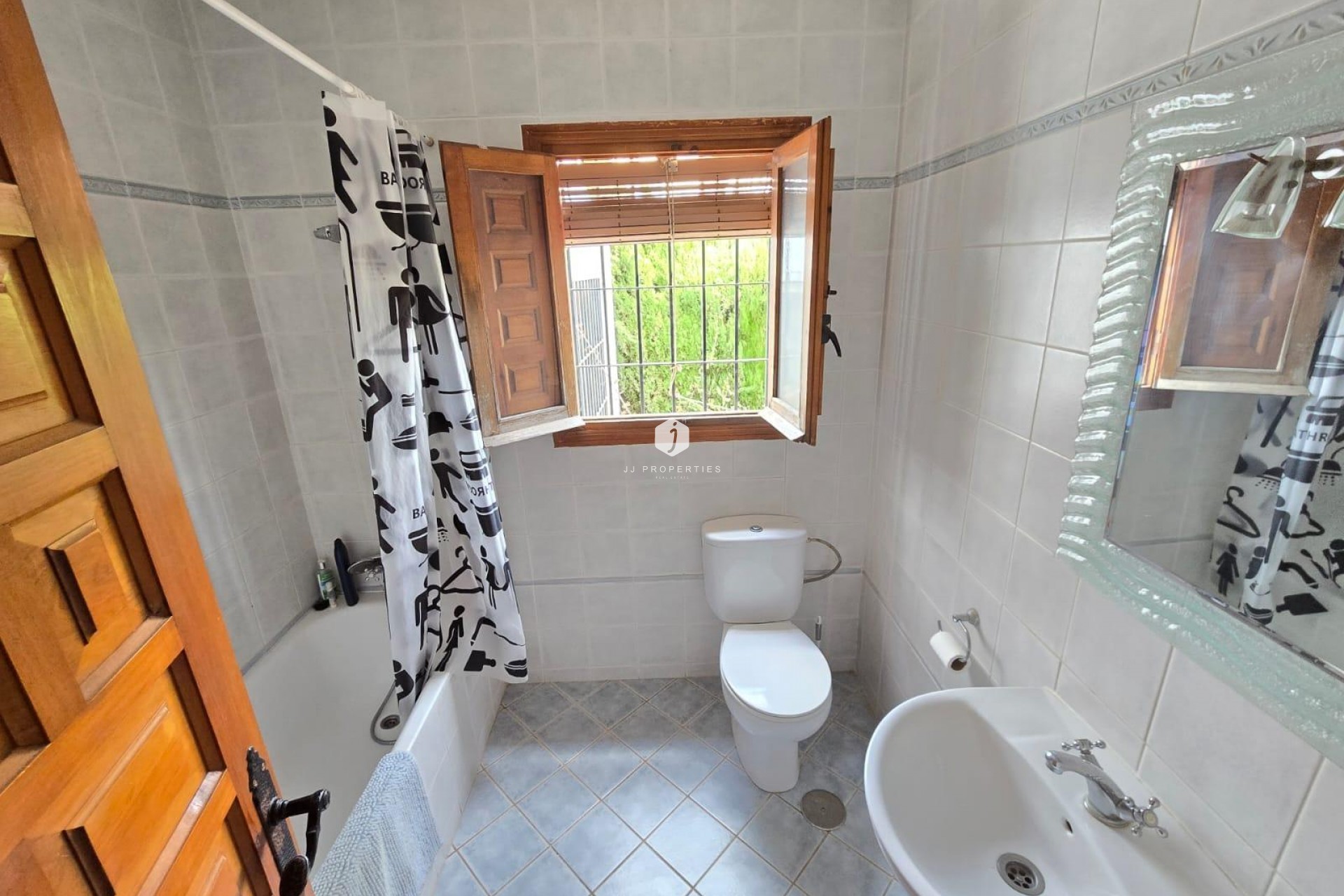 Aus zweiter Hand - Villa -
Orihuela Costa - Cabo Roig