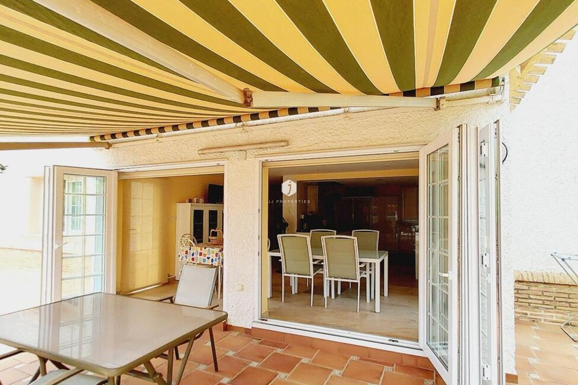 Aus zweiter Hand - Villa -
Orihuela Costa - Cabo Roig