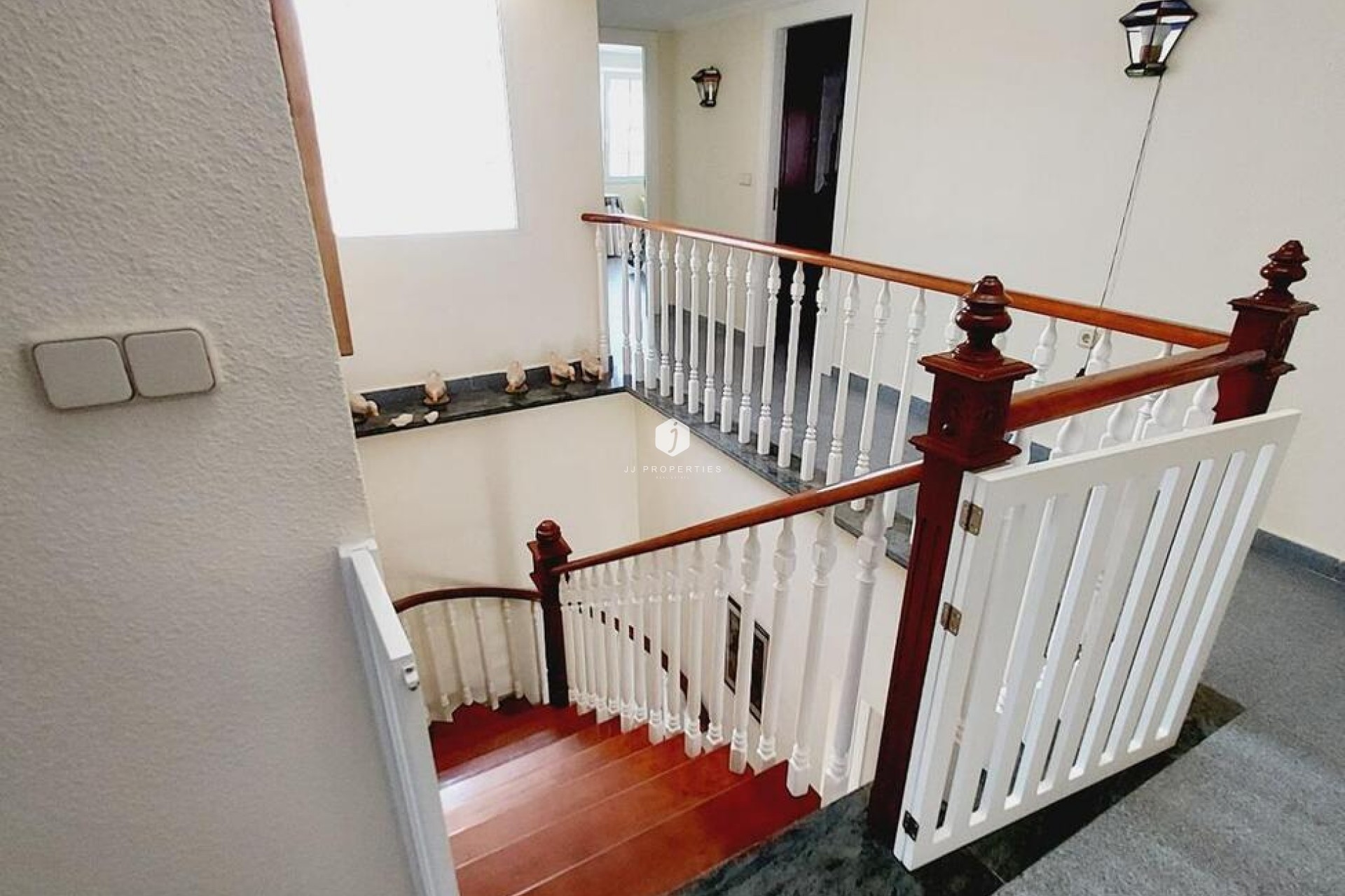 Aus zweiter Hand - Villa -
Orihuela Costa - Cabo Roig