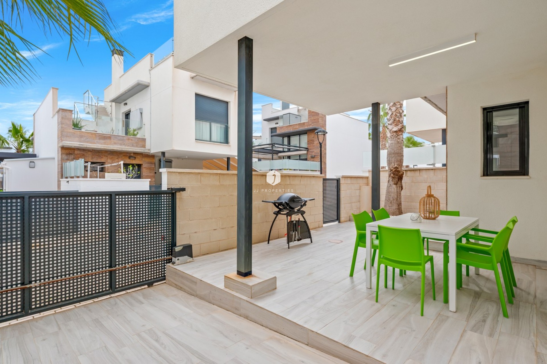 Aus zweiter Hand - Villa -
Orihuela Costa - Cabo Roig