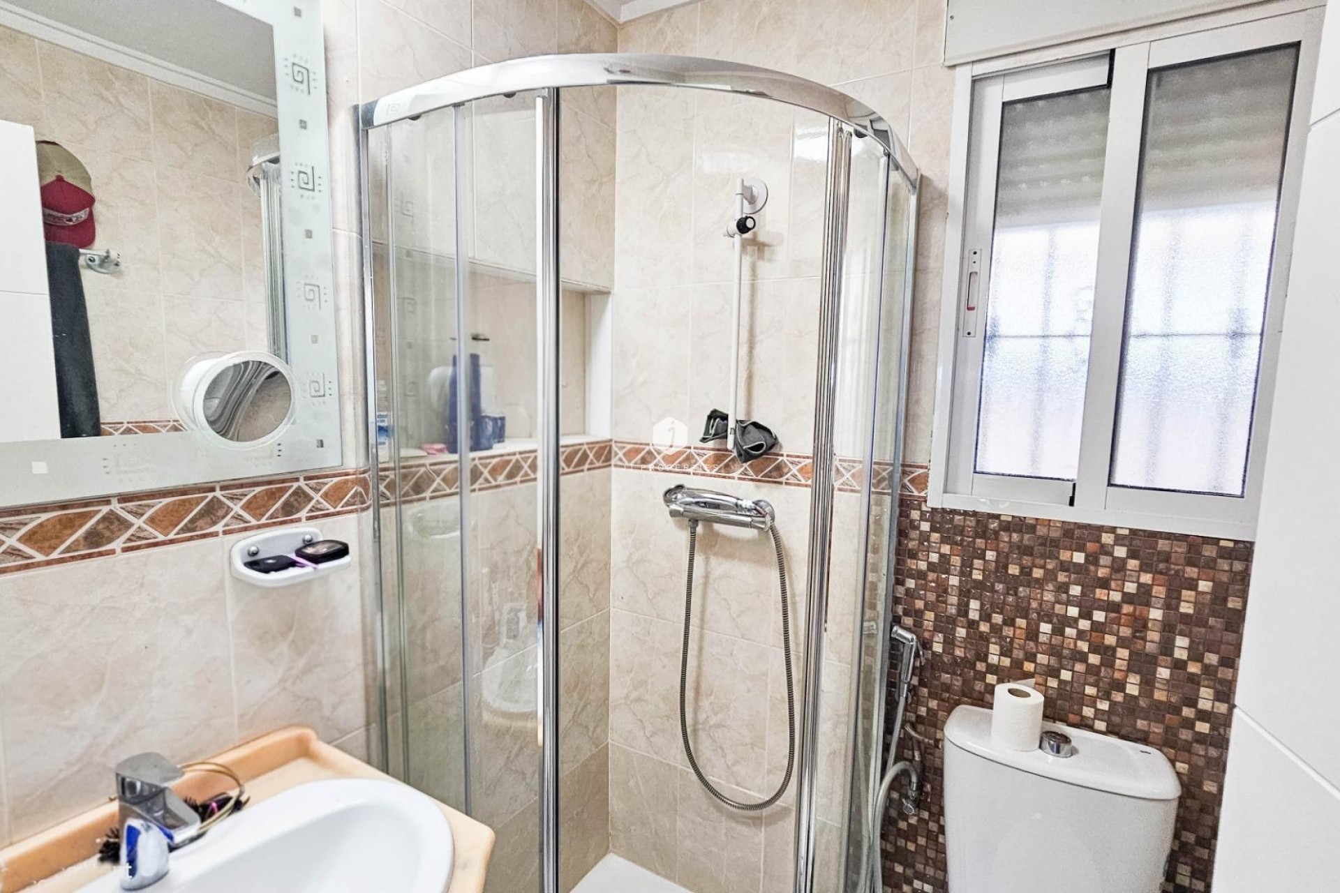 Aus zweiter Hand - Villa -
Orihuela Costa - Cabo Roig