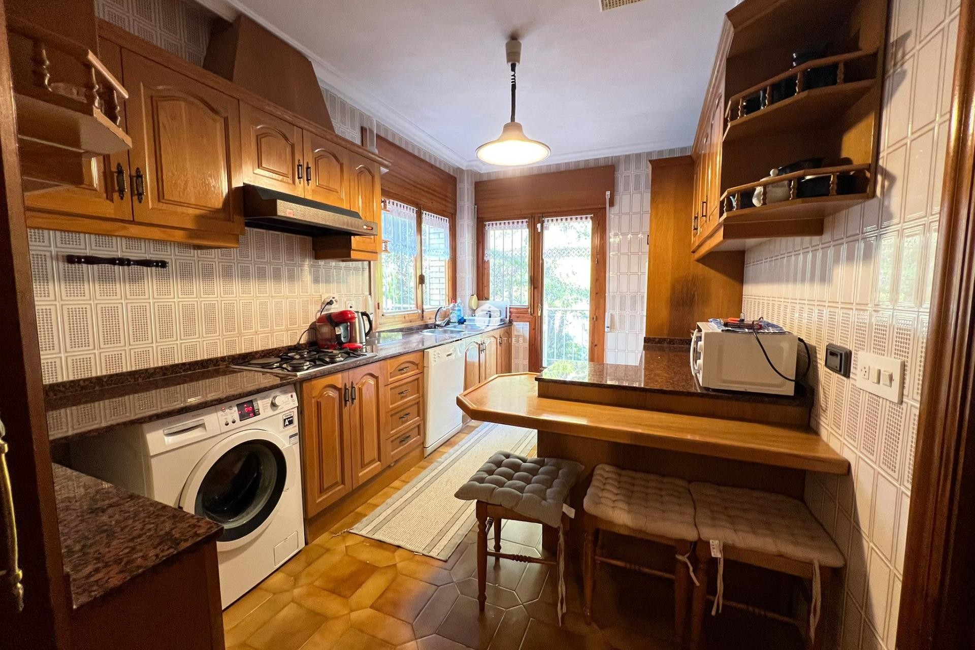 Aus zweiter Hand - Villa -
Orihuela Costa - Campoamor