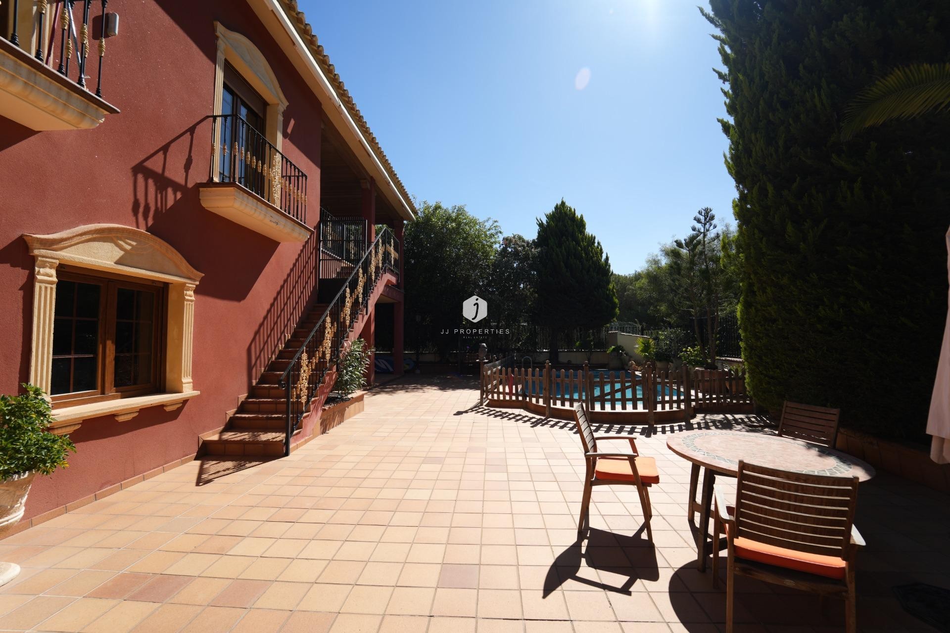 Aus zweiter Hand - Villa -
Orihuela Costa - Campoamor