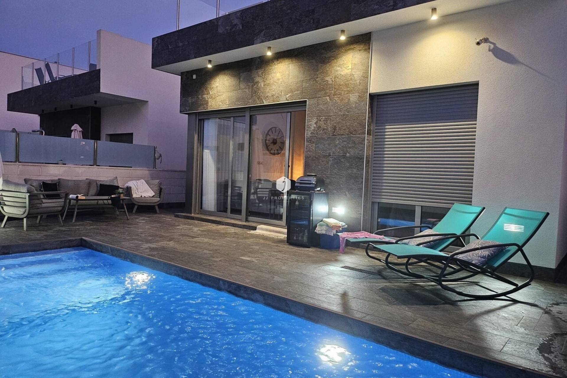 Aus zweiter Hand - Villa -
Orihuela Costa - Costa Blanca