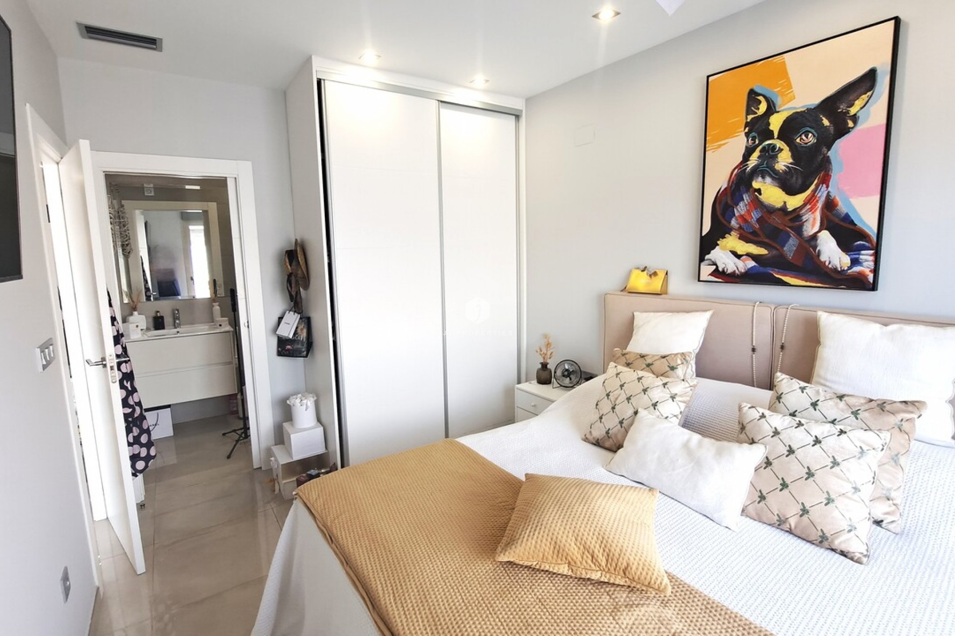 Aus zweiter Hand - Villa -
Orihuela Costa - Costa Blanca